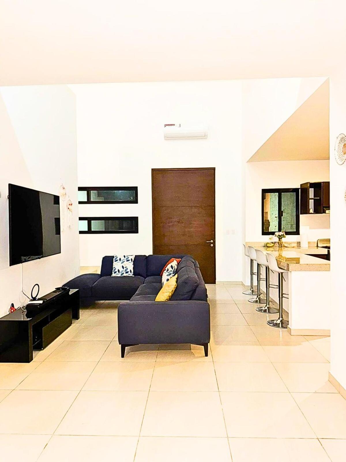 Beautiful House Private Pool 2 min Sitpach Family, foto 9
