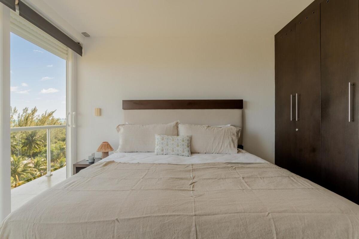 Coconut 3 BDR Beachfront by Casa Paraiso, foto 12