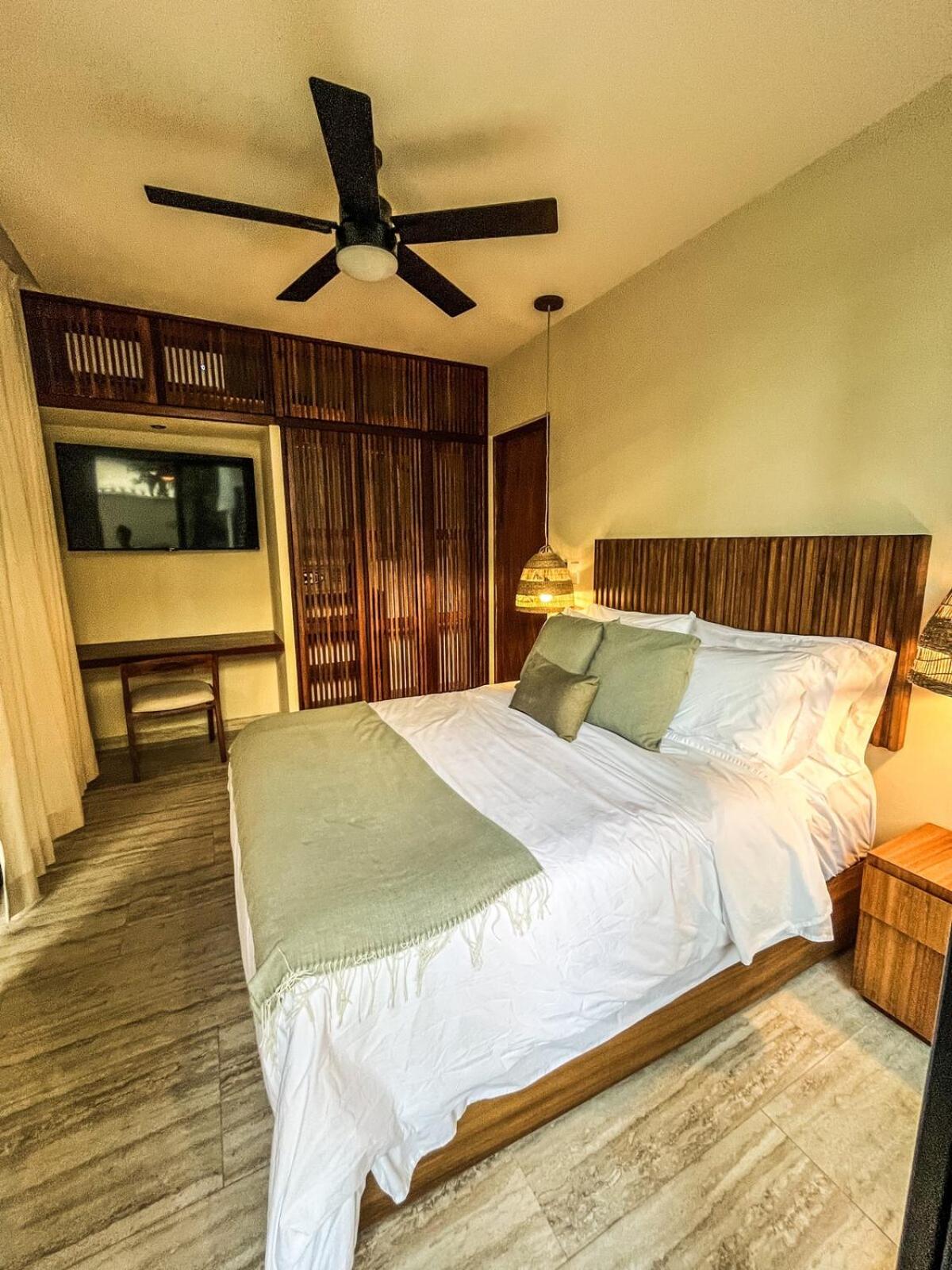 Tulum 15 min walking near of beach, private pool, 1 bed, 1 sofacama, 1 inflatable, foto 9