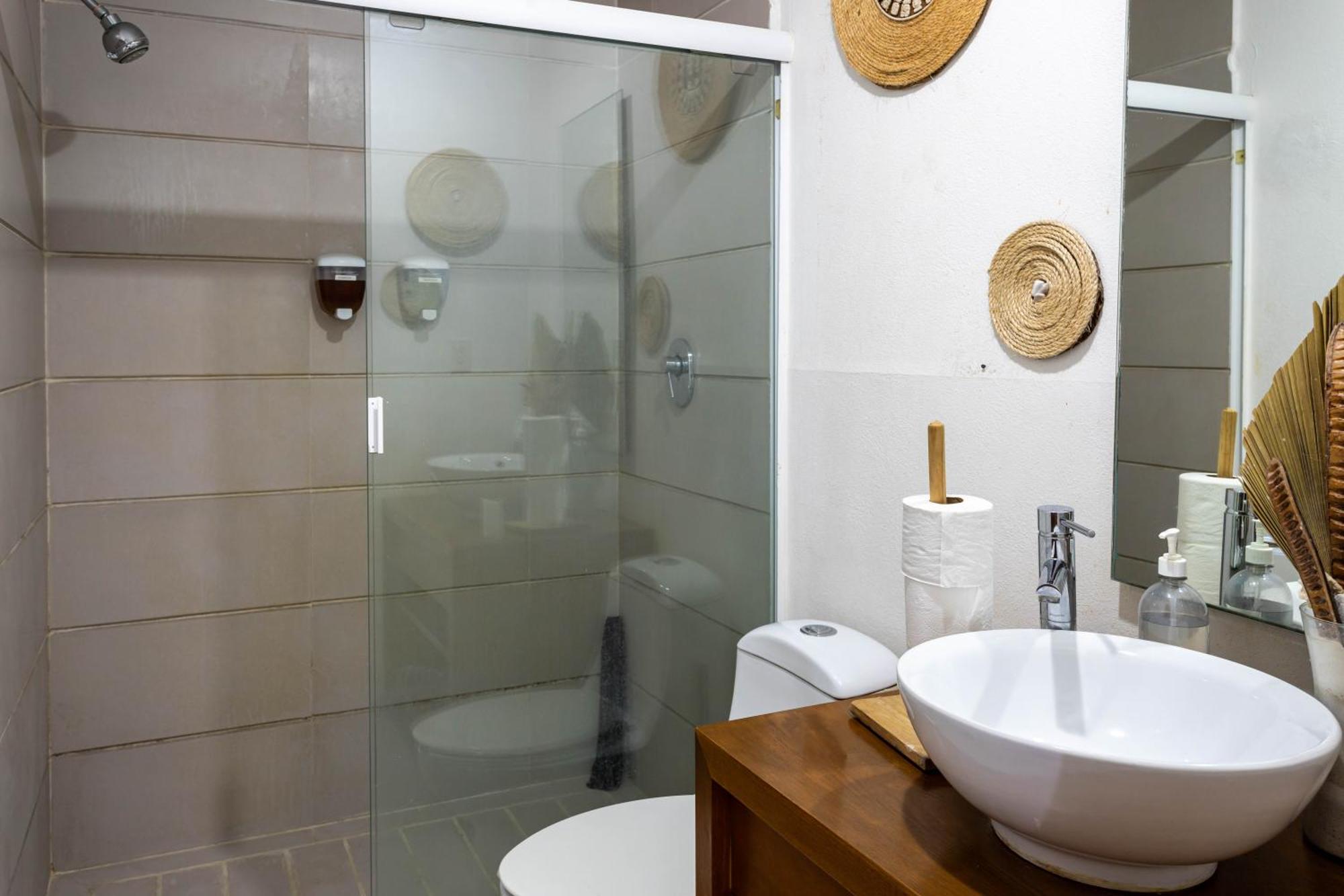 Beachfront Condo AC Pool WiFi Laundry, foto 15