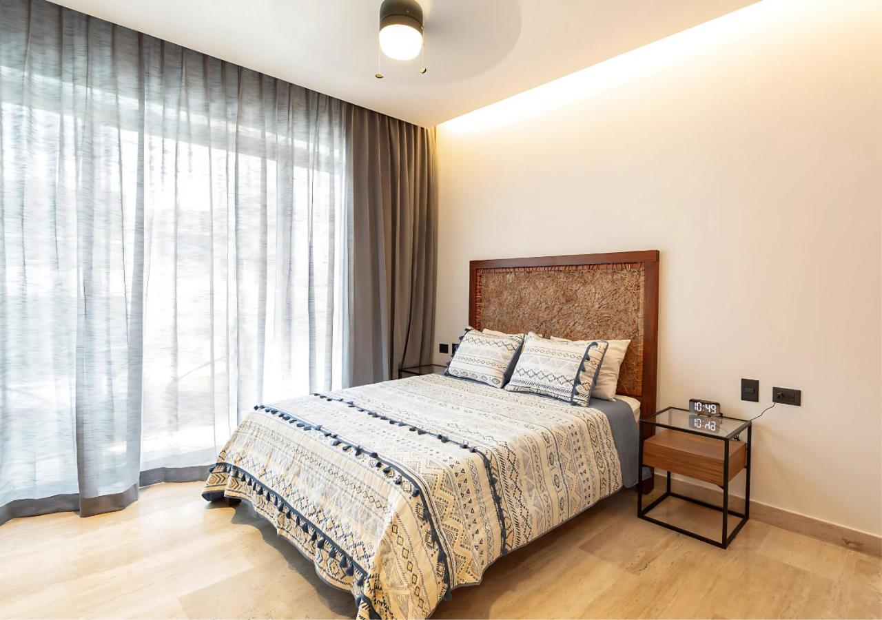 Cozy Studio with Rooftop Pool in Downtown Playa, foto 7