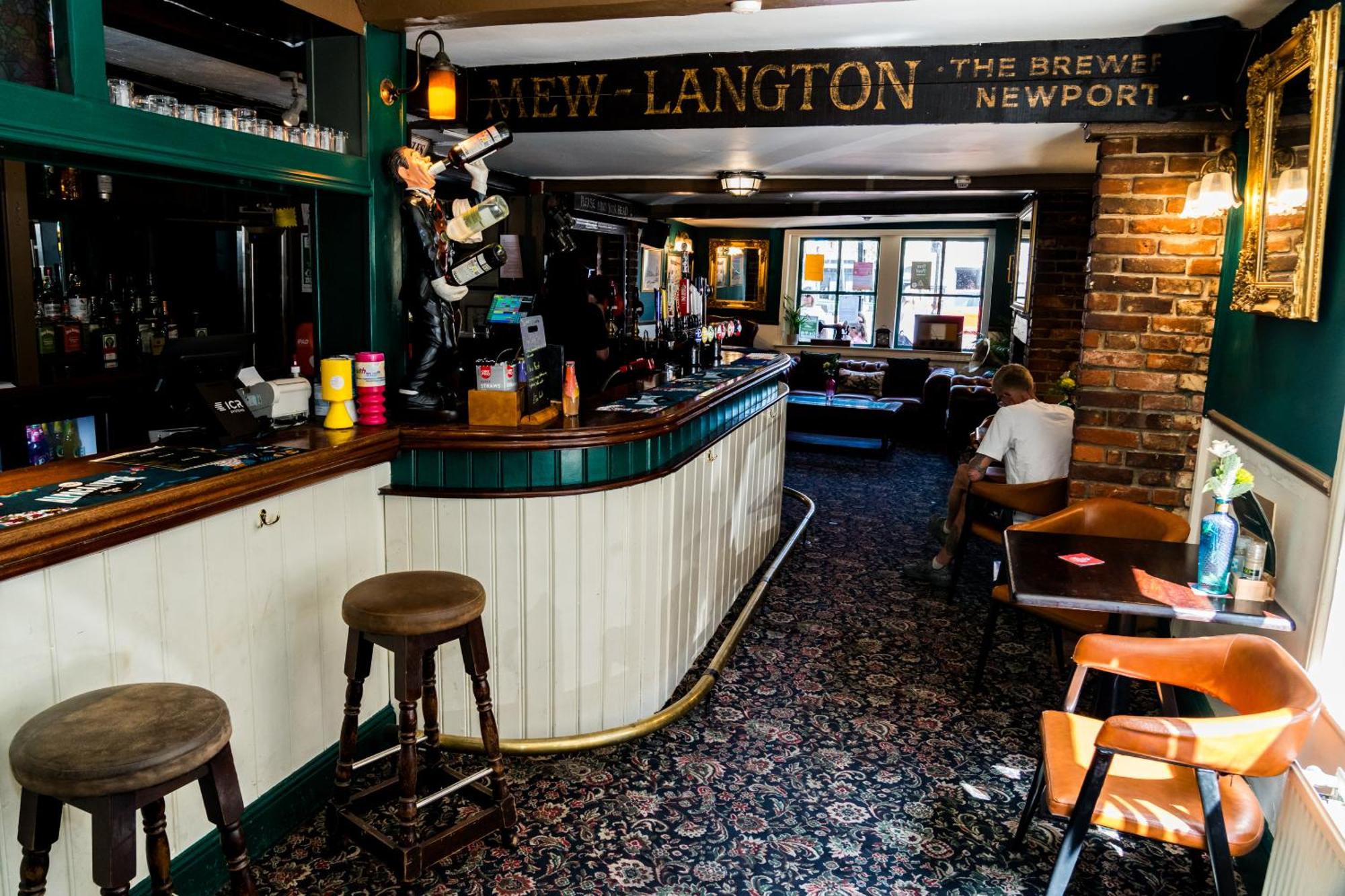 The Wheatsheaf Hotel — photo 3