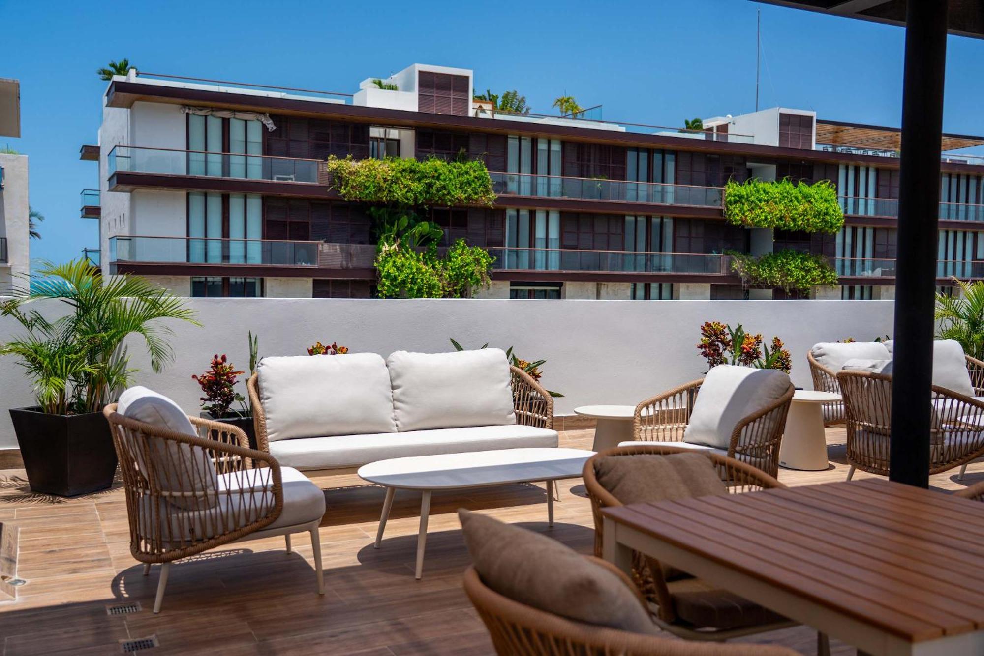 Modern Apartment with Marina & Beach Access, foto 15