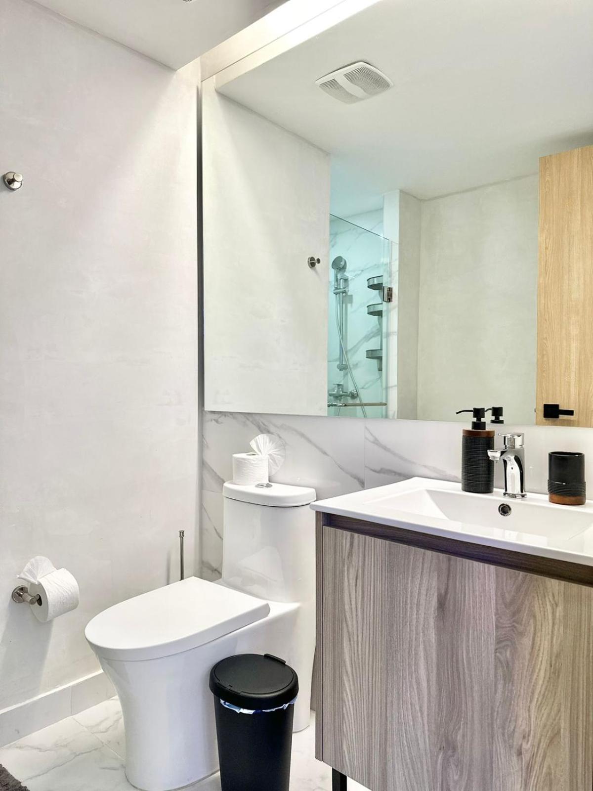 Modern Apartment in Arroyo Hondo with Pool Gym and Balcony, foto 14