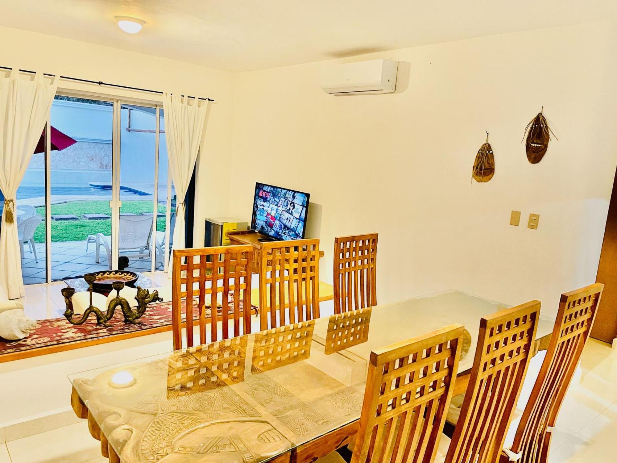 Deluxe Balcony Room With Swimming Pool Air Conditioning and Parking, foto 10