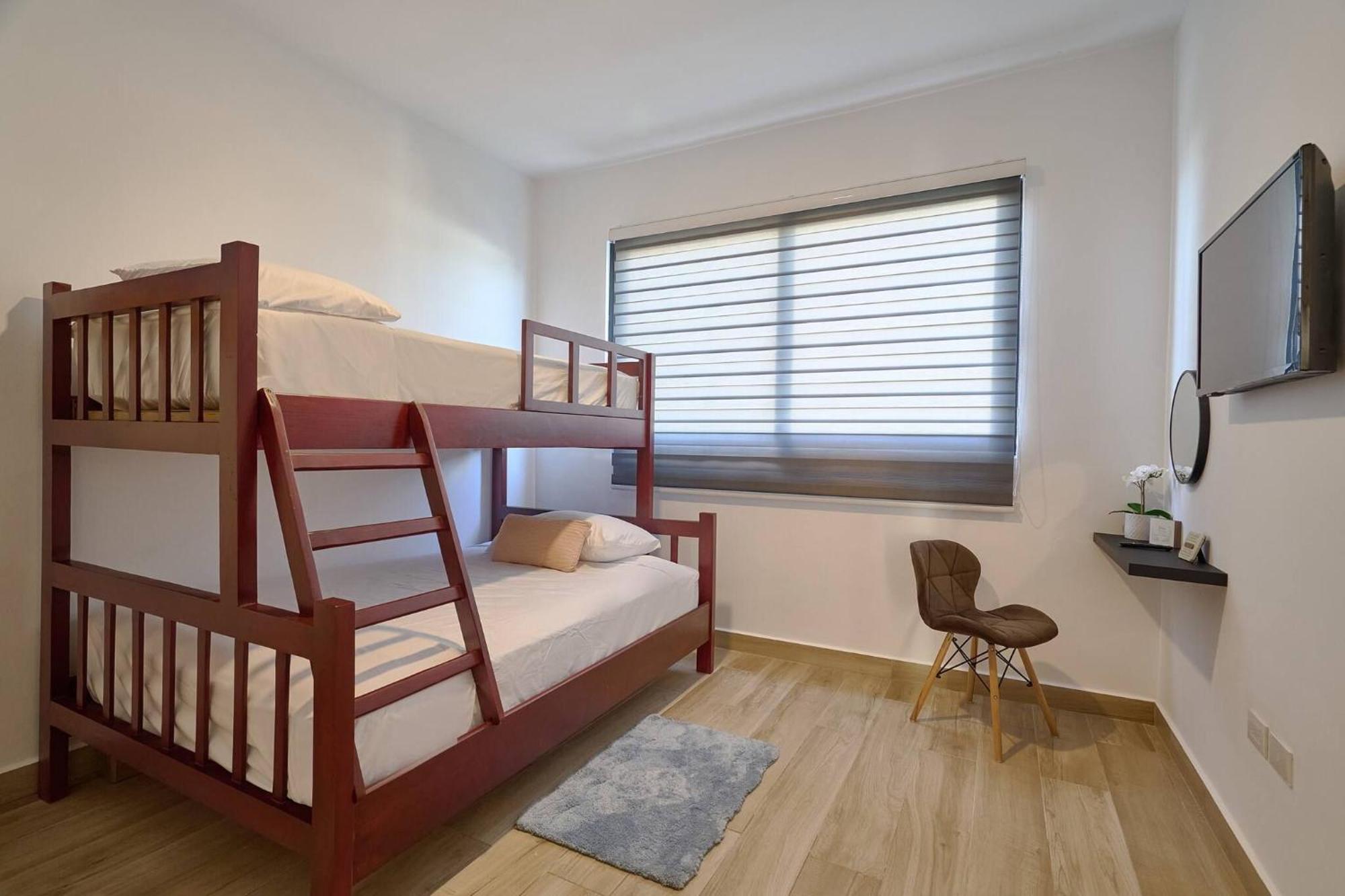 Luxury Escape Private Jacuzzi, Beach, Punta Cana SLEEP 5, imagen 2