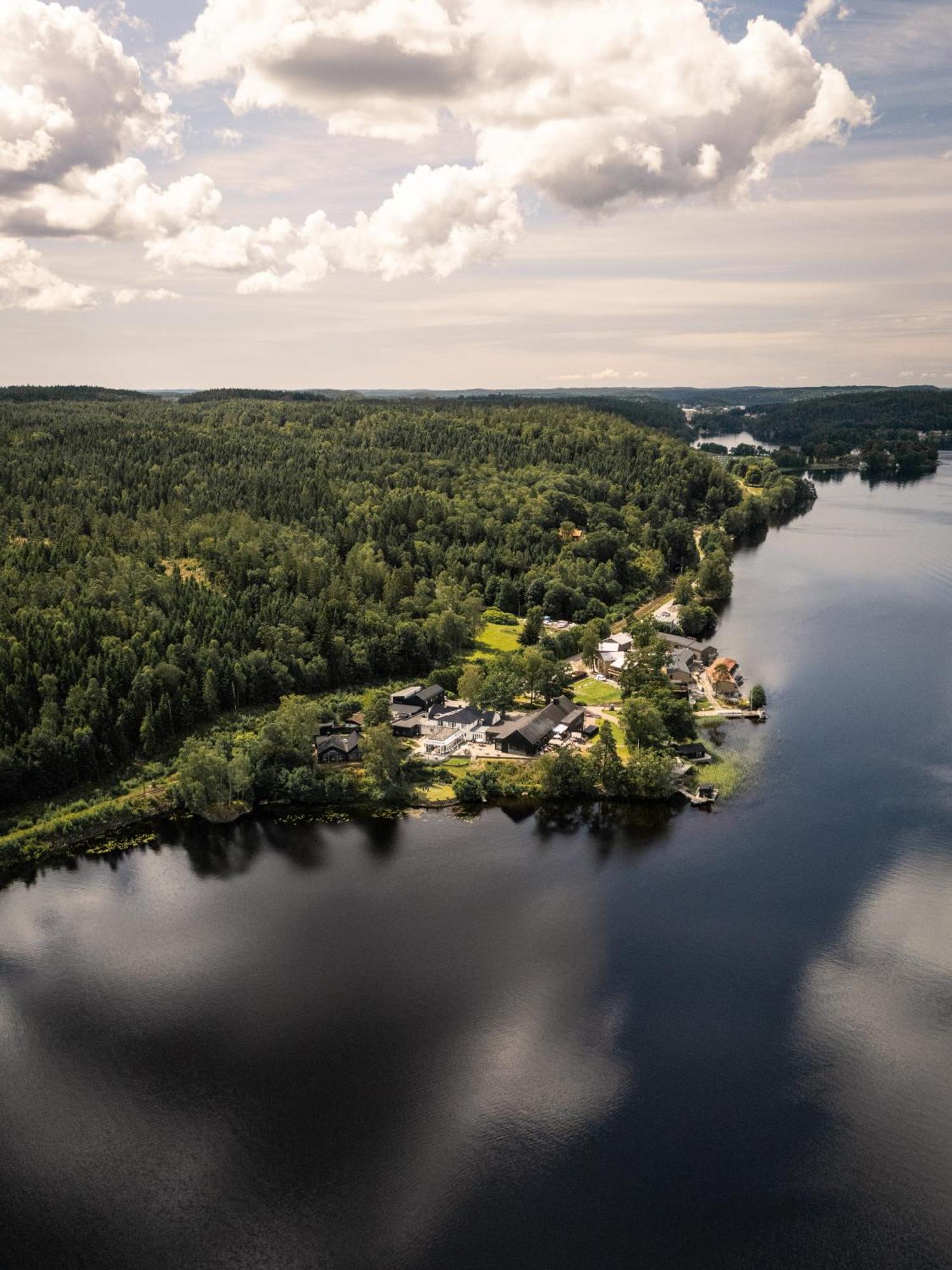 Hallsnas Hotell & Restaurang