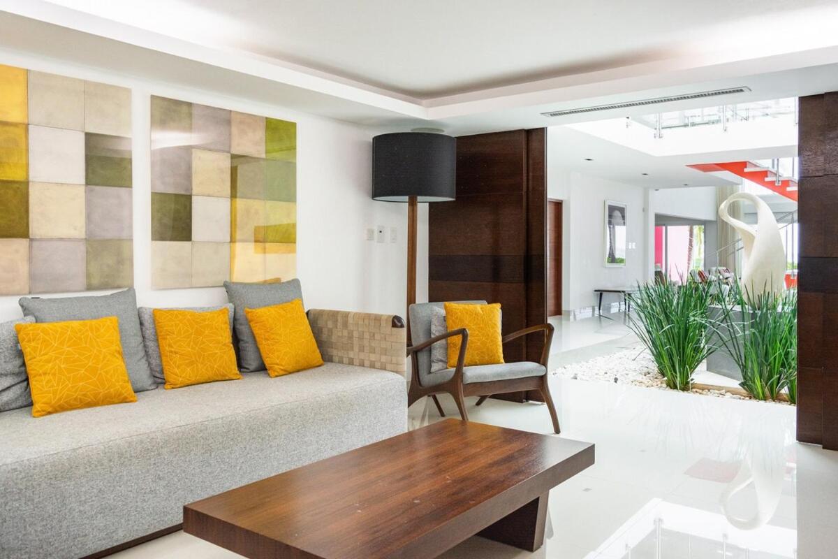 Villa RosMar Luxury Beachfront House, foto 9