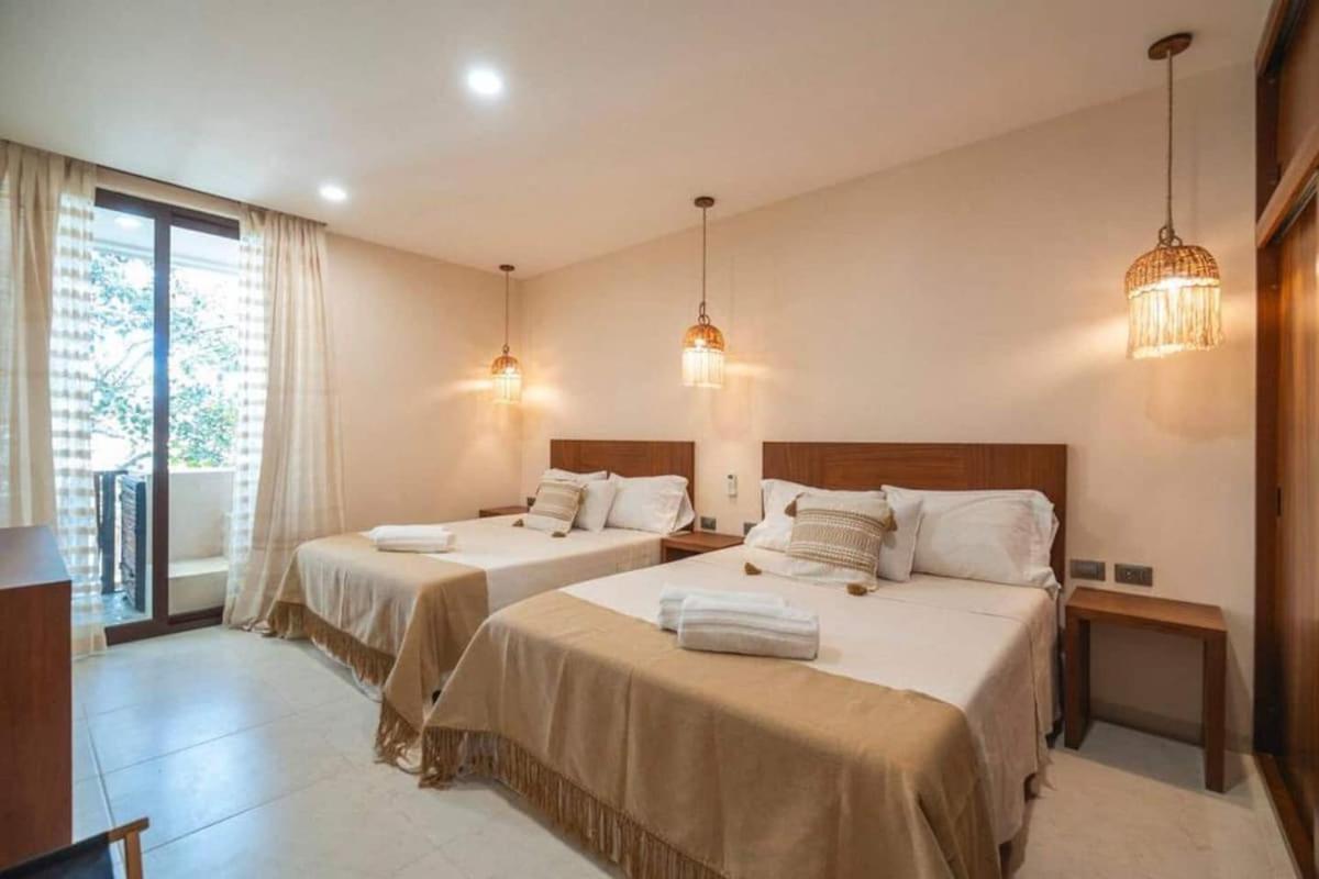 Tulum Getaway - 1BR with 2 Queen Beds Pool Office Area & Gym, imagen 5