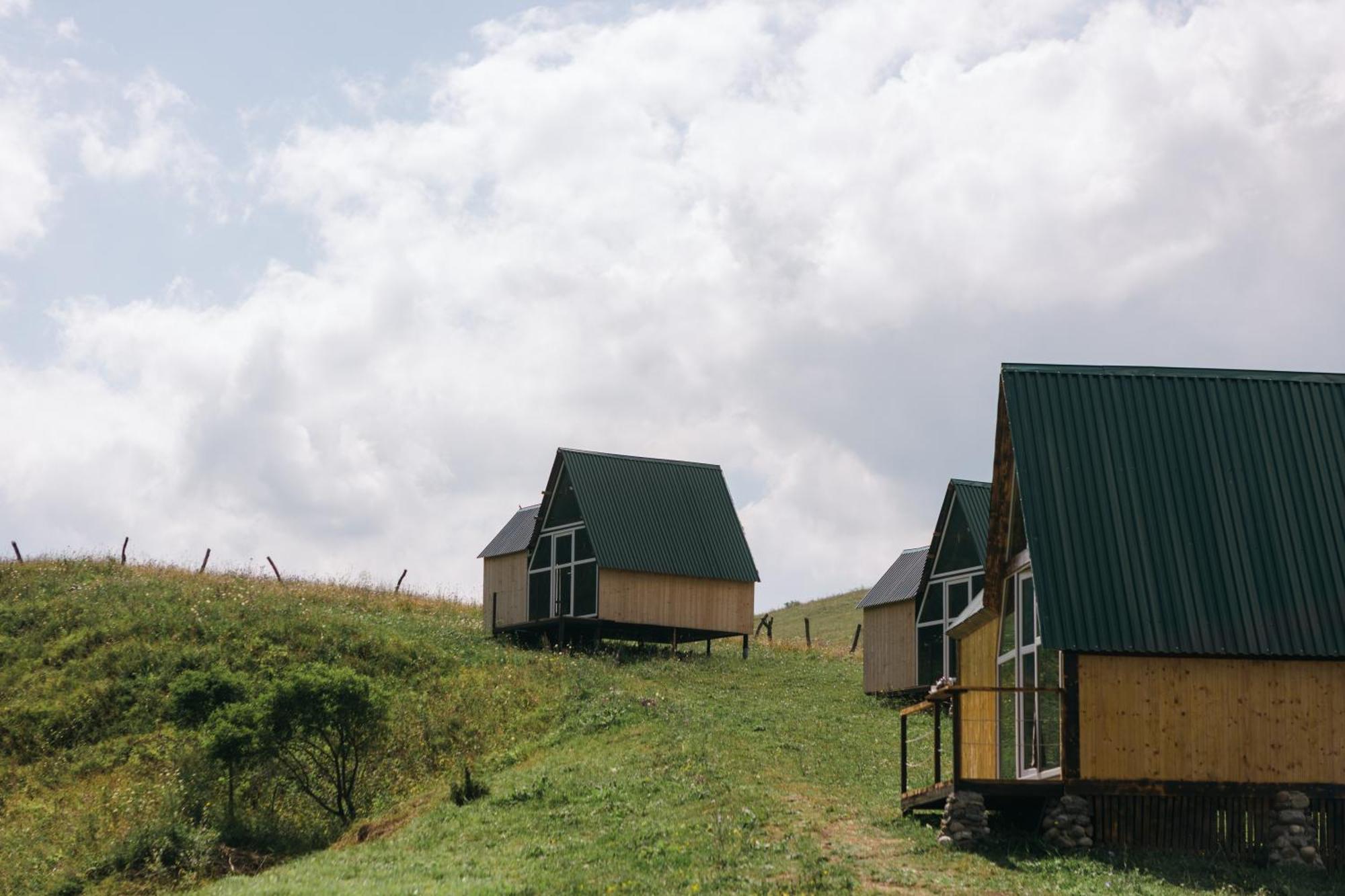 OKON Highlands Cottages & Camp