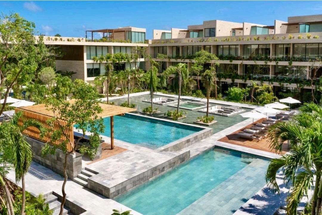 Plunge Pool Duplex PH with Beach Club Shuttle and GYM, foto 10