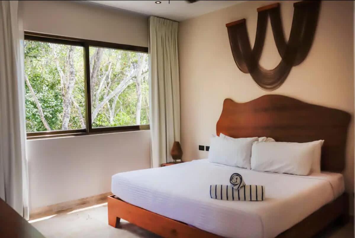 Stunning 4BR Tropical Chic Villa with Private Pool Garden & Modern Comforts, foto 14