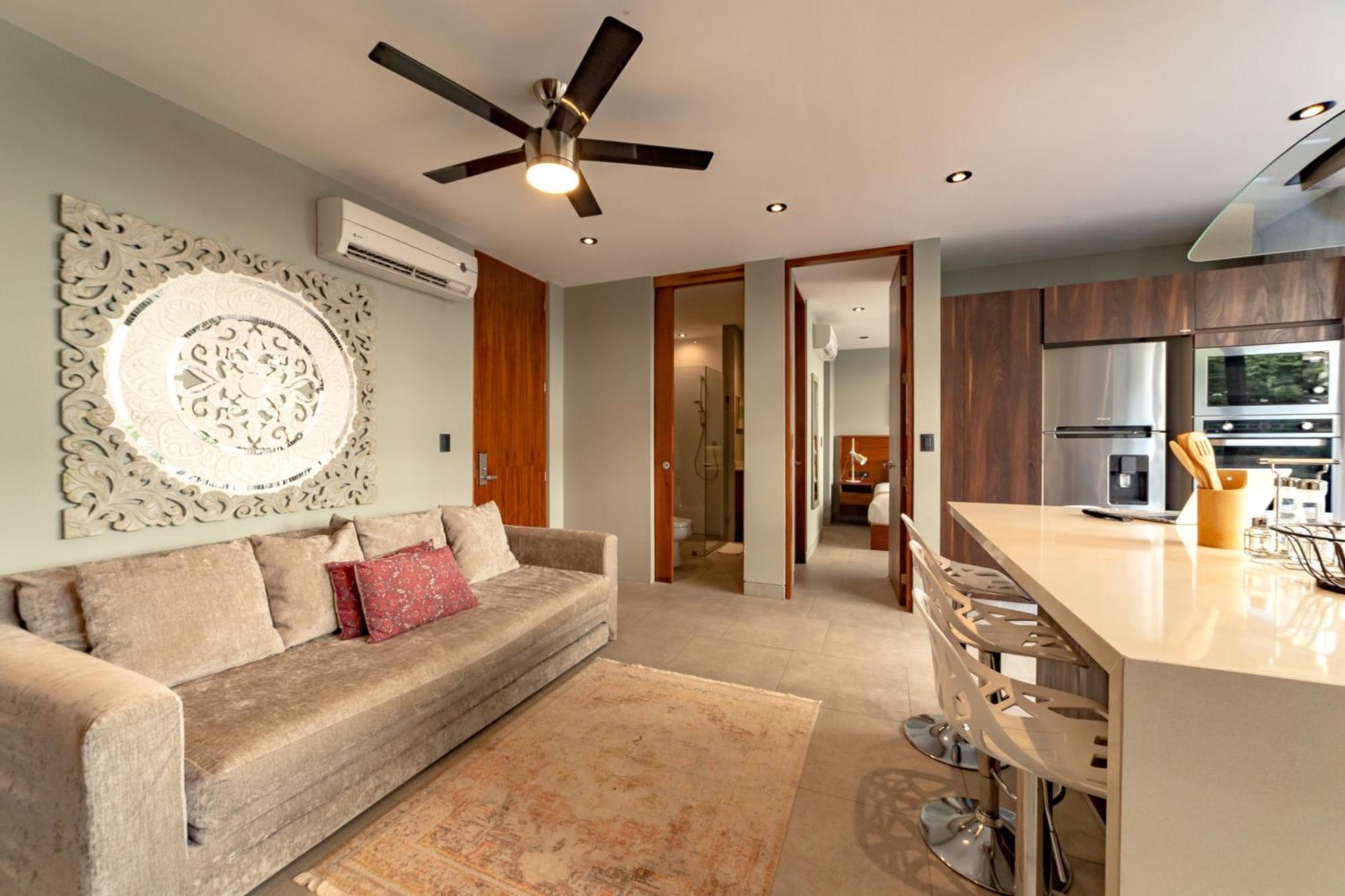 Modern Apartment with Pool in Playa del Carmen 2 BR, imagen 3