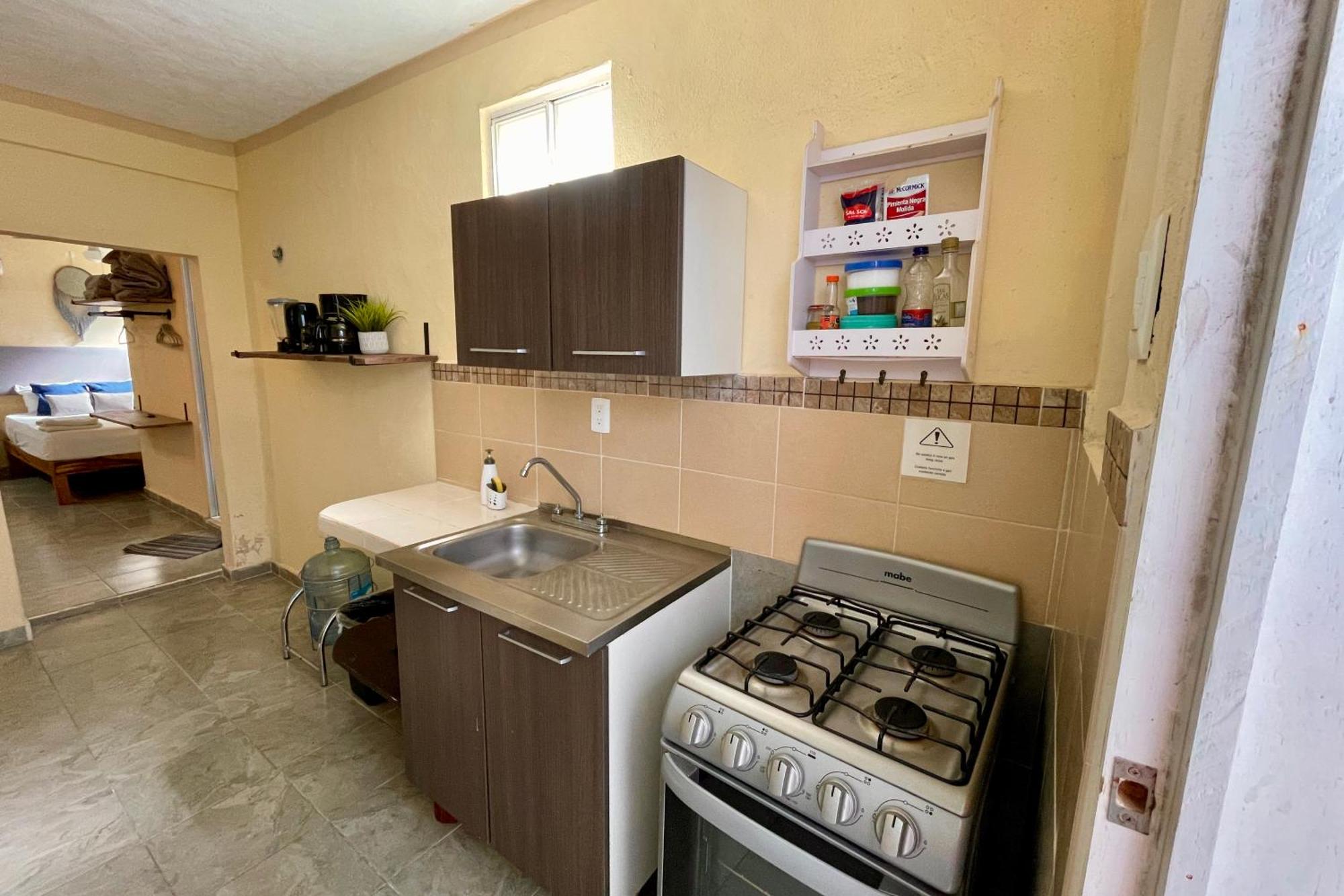 Downtown private Apartment wkitchen Isla Mujeres, imagen 3