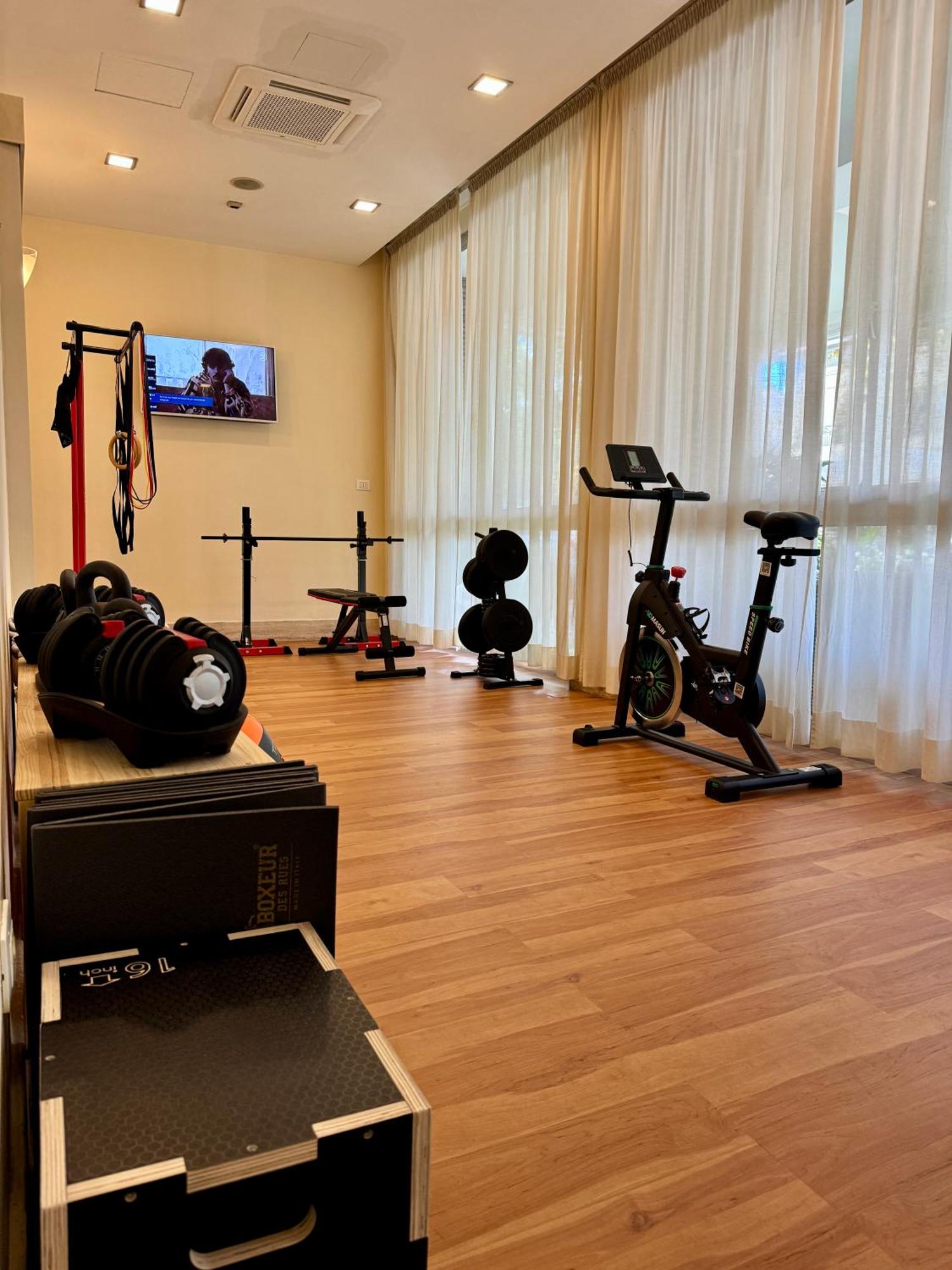 Hotel Majorca sul Mare in centro a Riccione con Area Fitness — foto 5