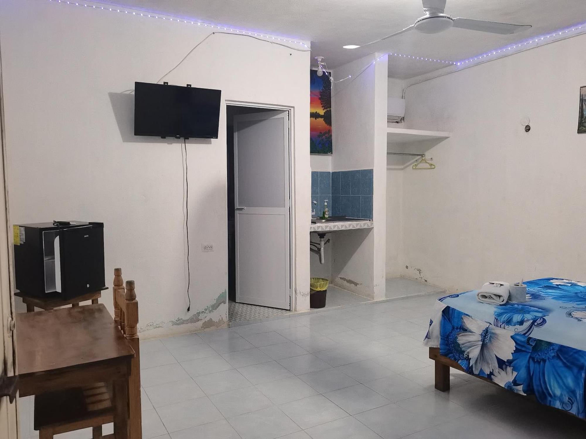 Blue Hotel, foto 15