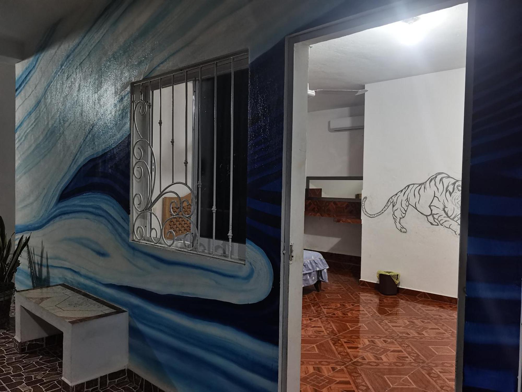 Blue Hotel, imagen 5