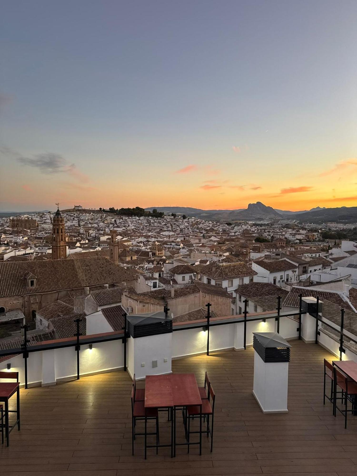 Hotel Apartamentos Antequera