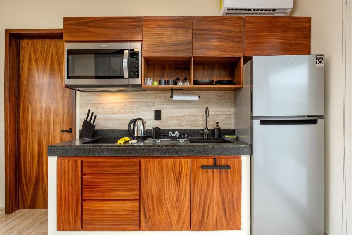 Beautiful and Bright studio close to the sea, imagen 4