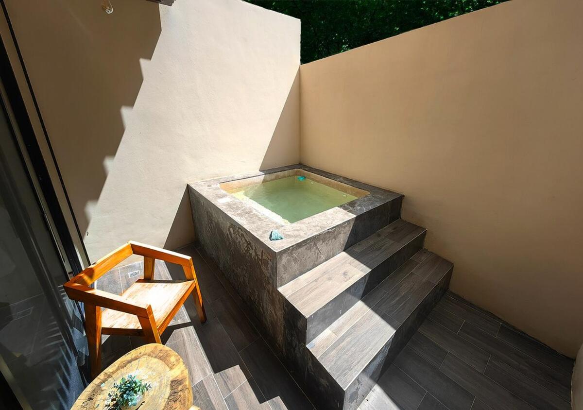 Chic Studio Private Pool & Beach Club access, imagen 2