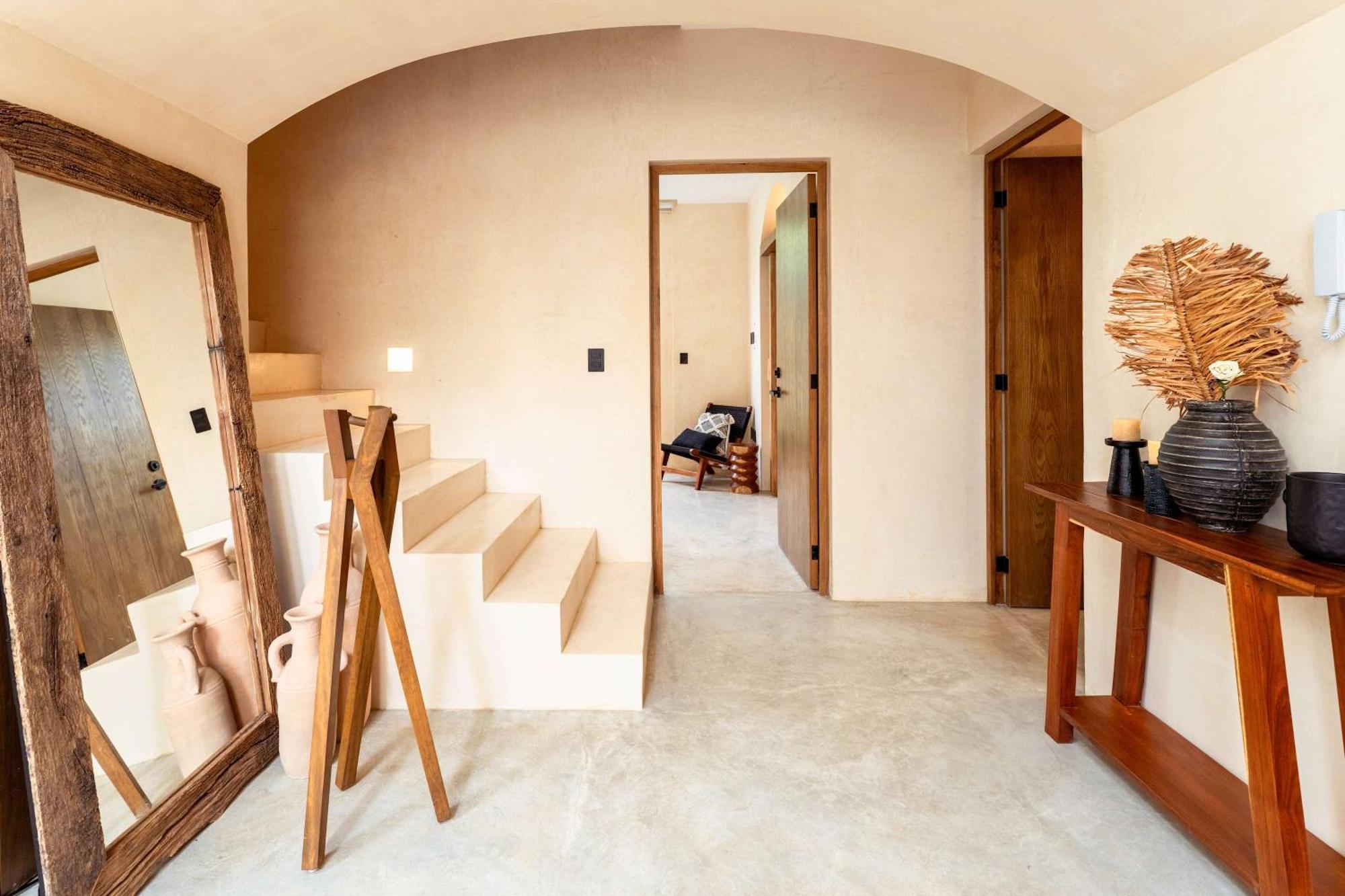Luxe 3BR Villa - Two Private Pools including Rooftop Modern Boho Style, foto 12