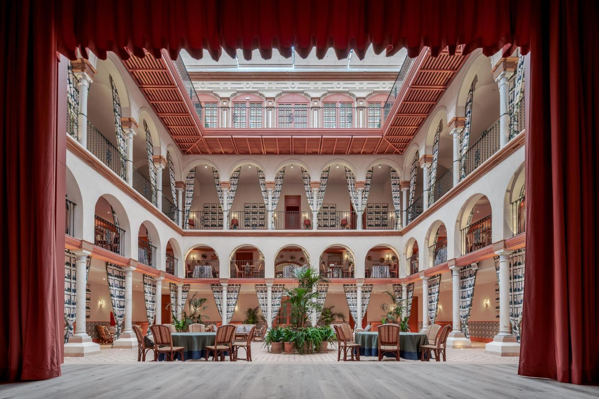 Cristine Bedfor Sevilla Boutique Hotel