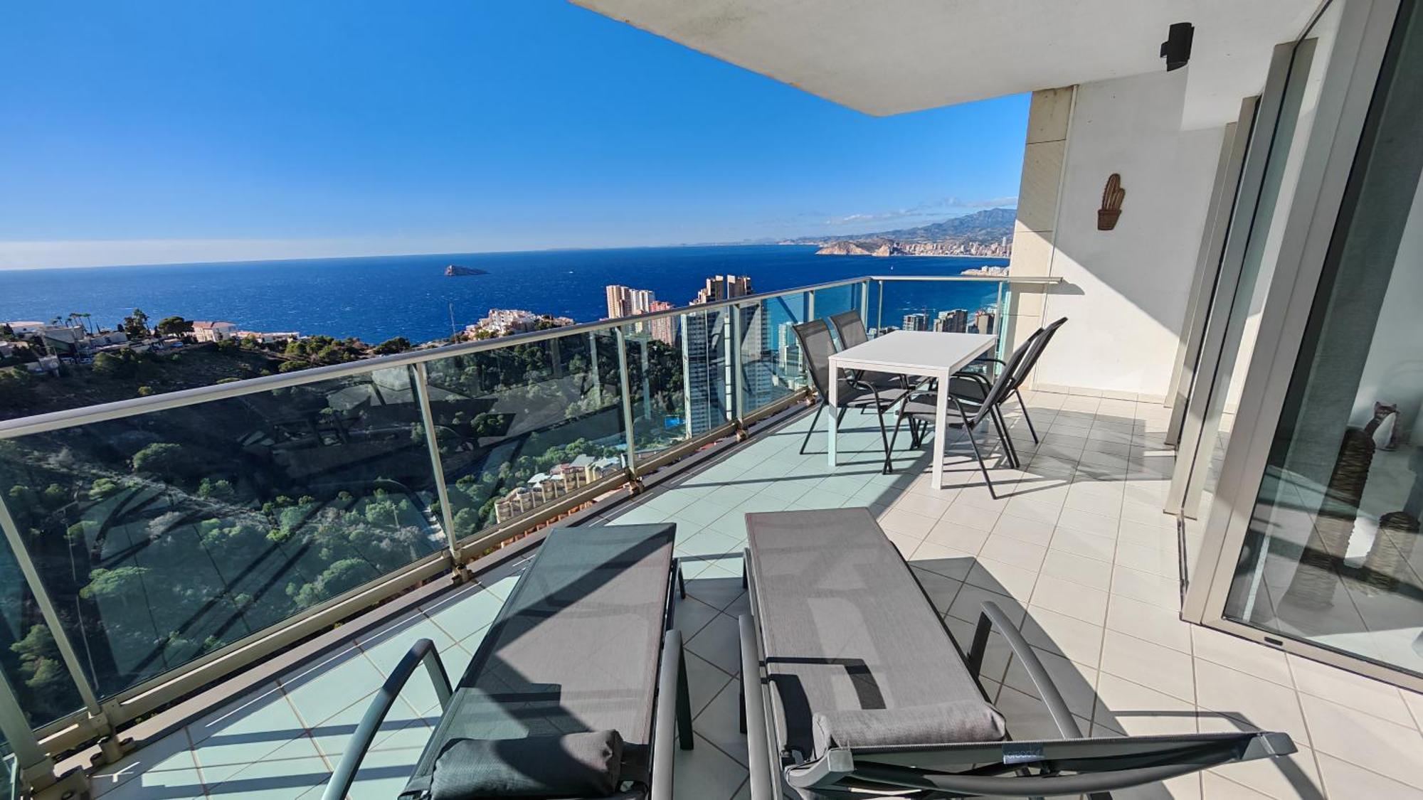 Benidorm Sky 33