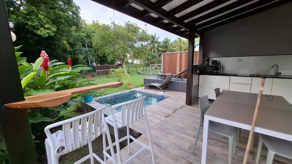 Rêve créole "villa Claire" mer plage mini piscine