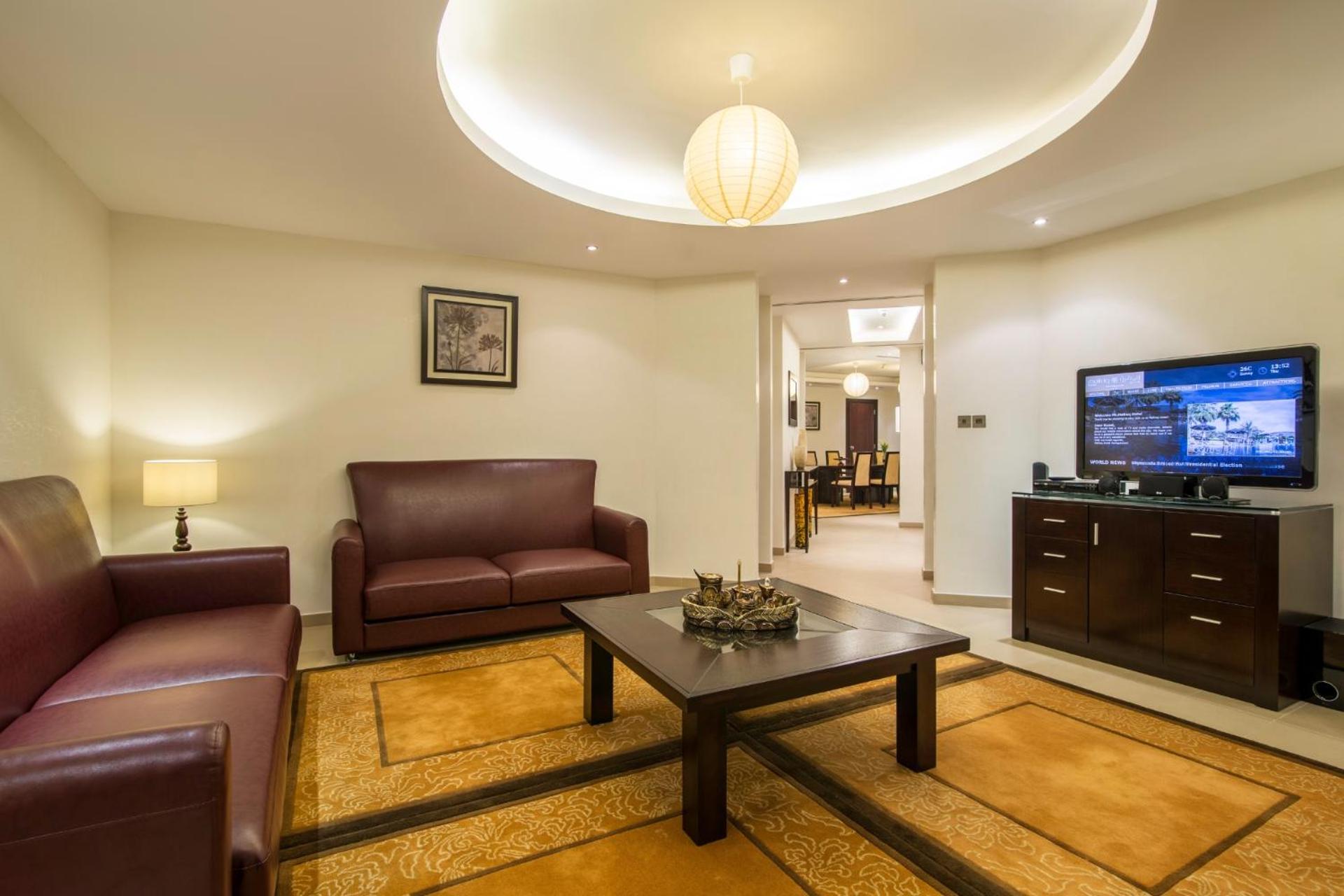Metropolitan Al Mafraq Hotel — foto 2