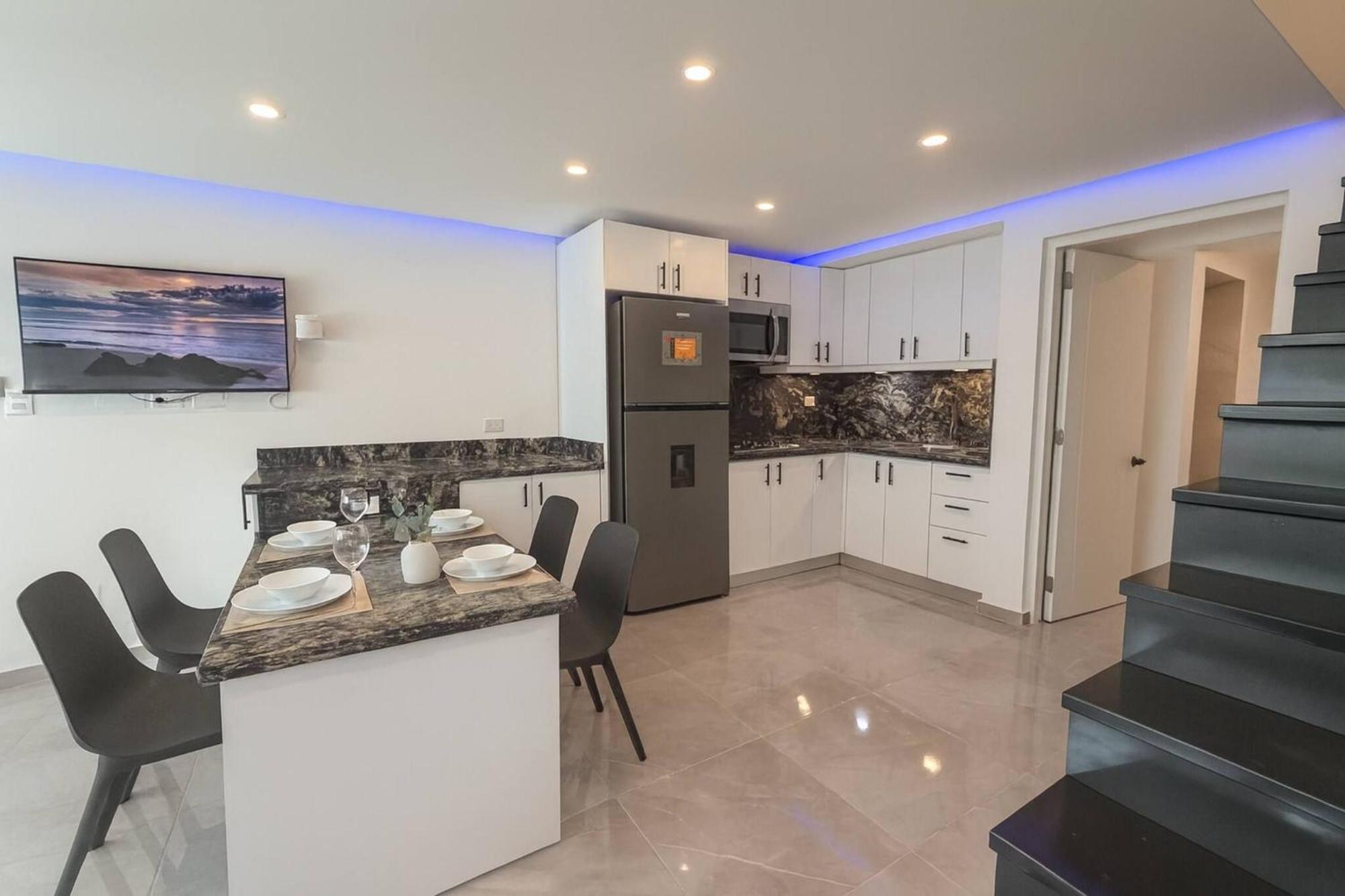 Stylish Sosua 2 BR apartment near everything, foto 15