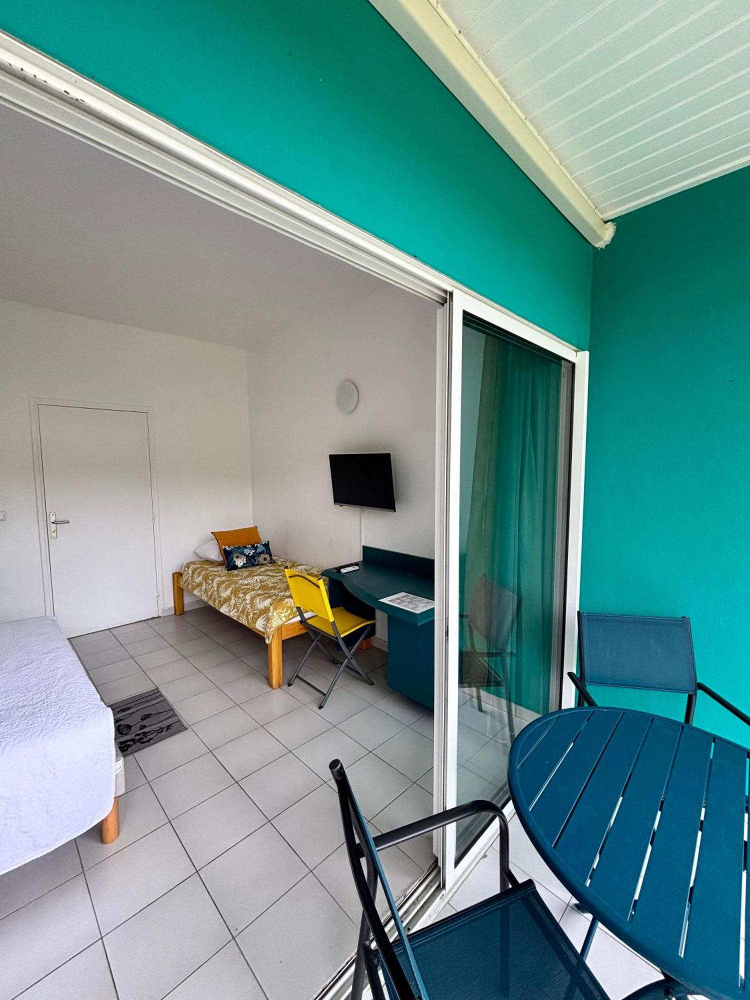 Colibri Rouj - Bungalow Cosy, proche Plage - WIFI, foto 16