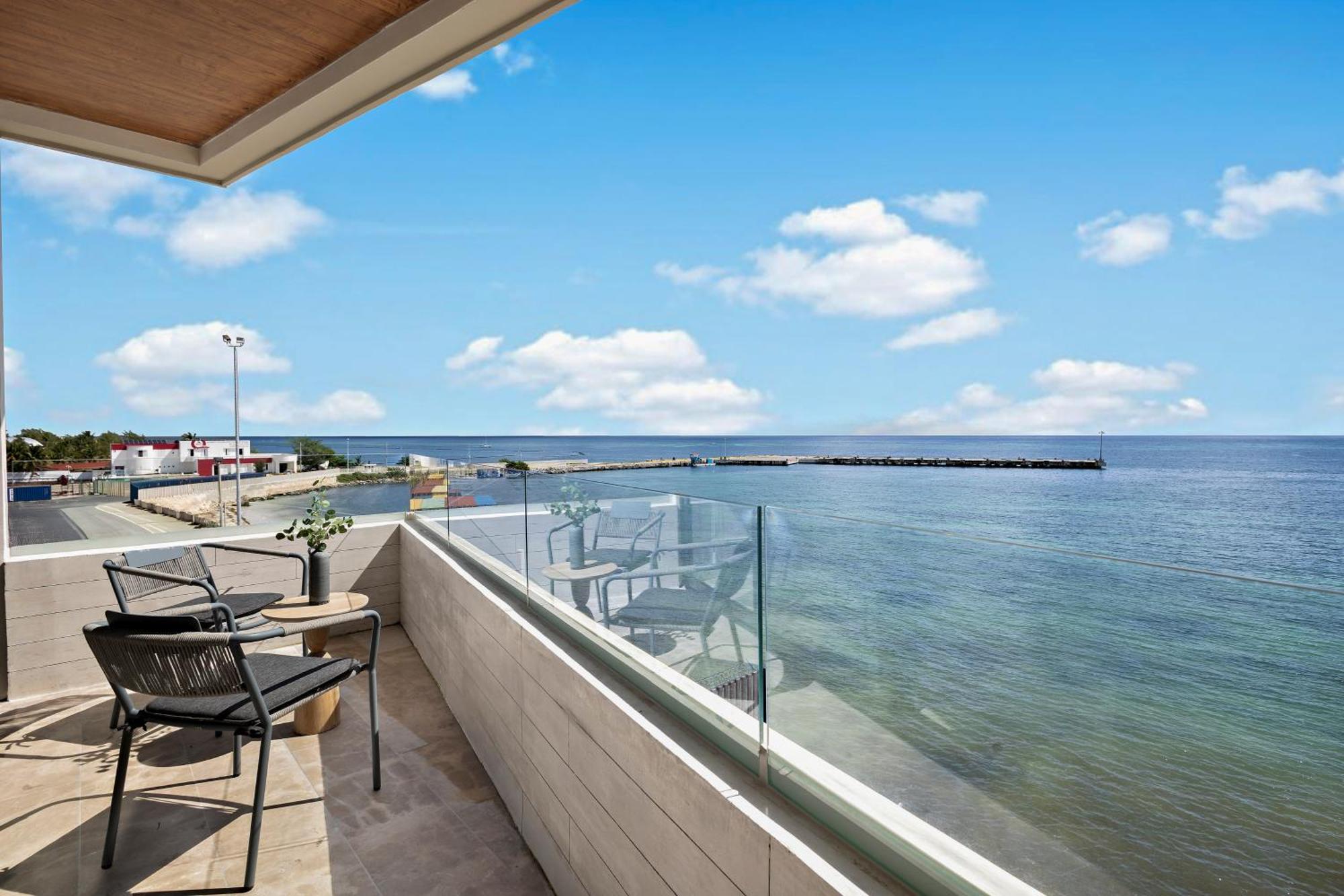 Oceanfront Luxury 2BR apartment in Puerto Morelos, foto 12