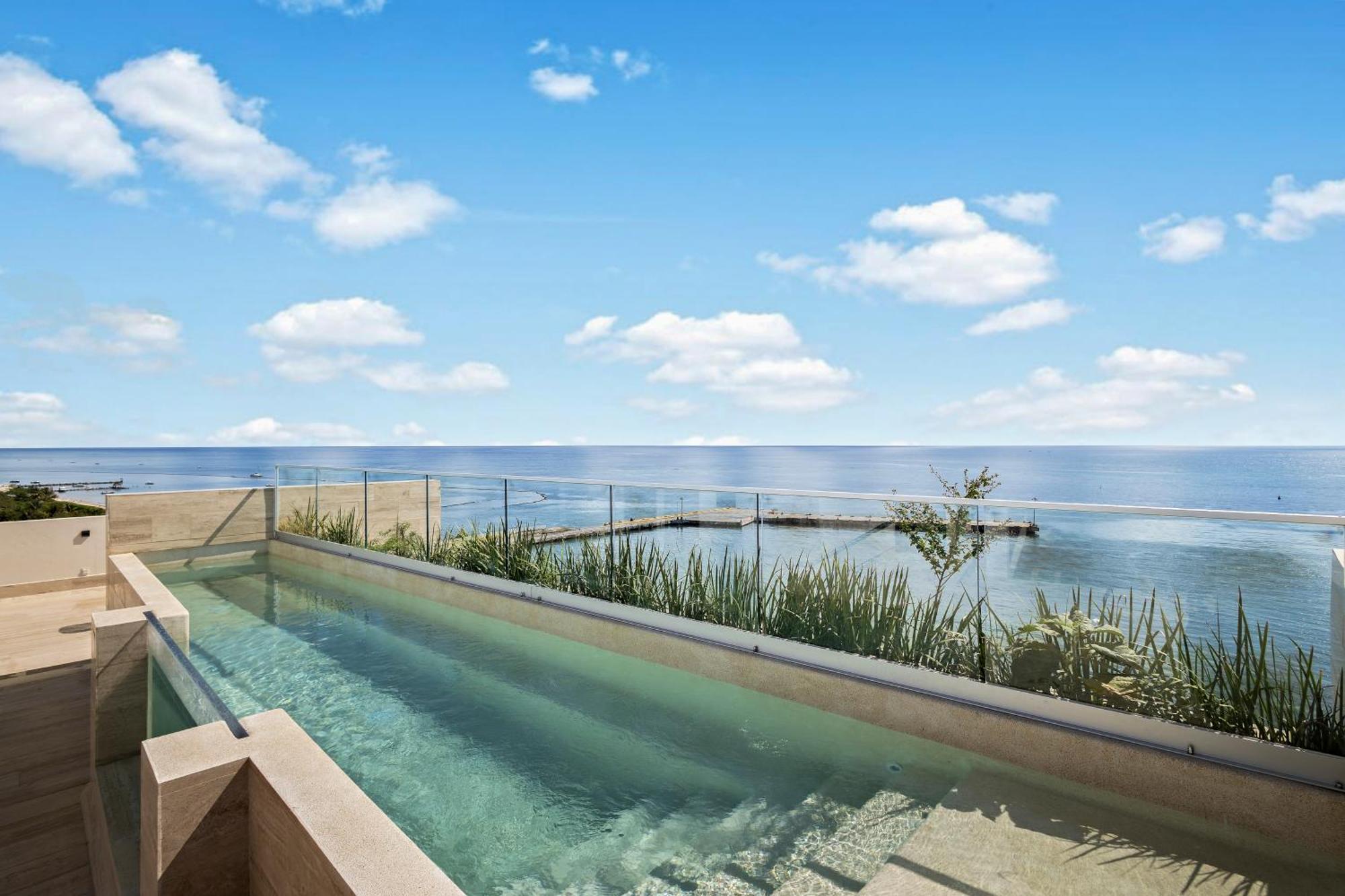 Oceanfront Luxury 2BR apartment in Puerto Morelos, foto 6