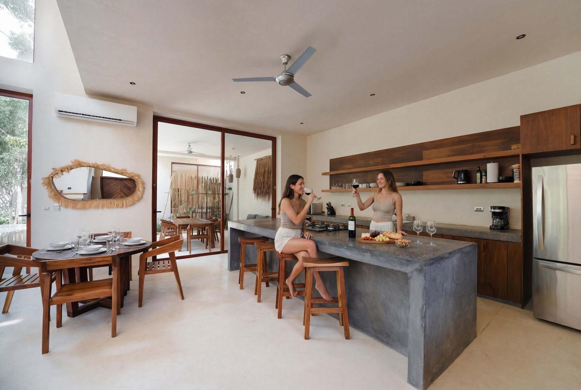 Luxury 3BR Duplex Villa with Private Pool, imagen 2