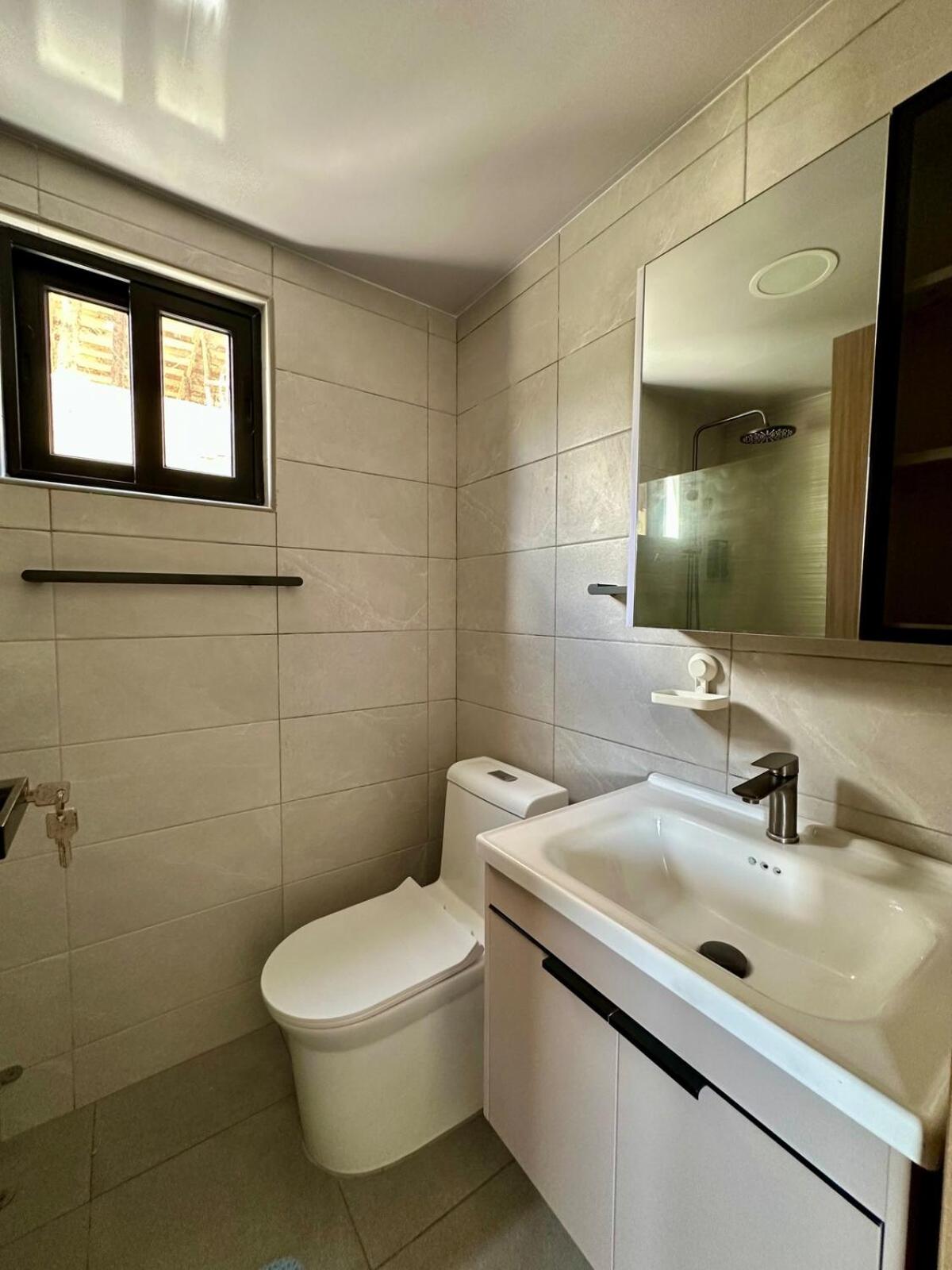 Moderno 1 Habitación Cerca Avenida Churchill, foto 12
