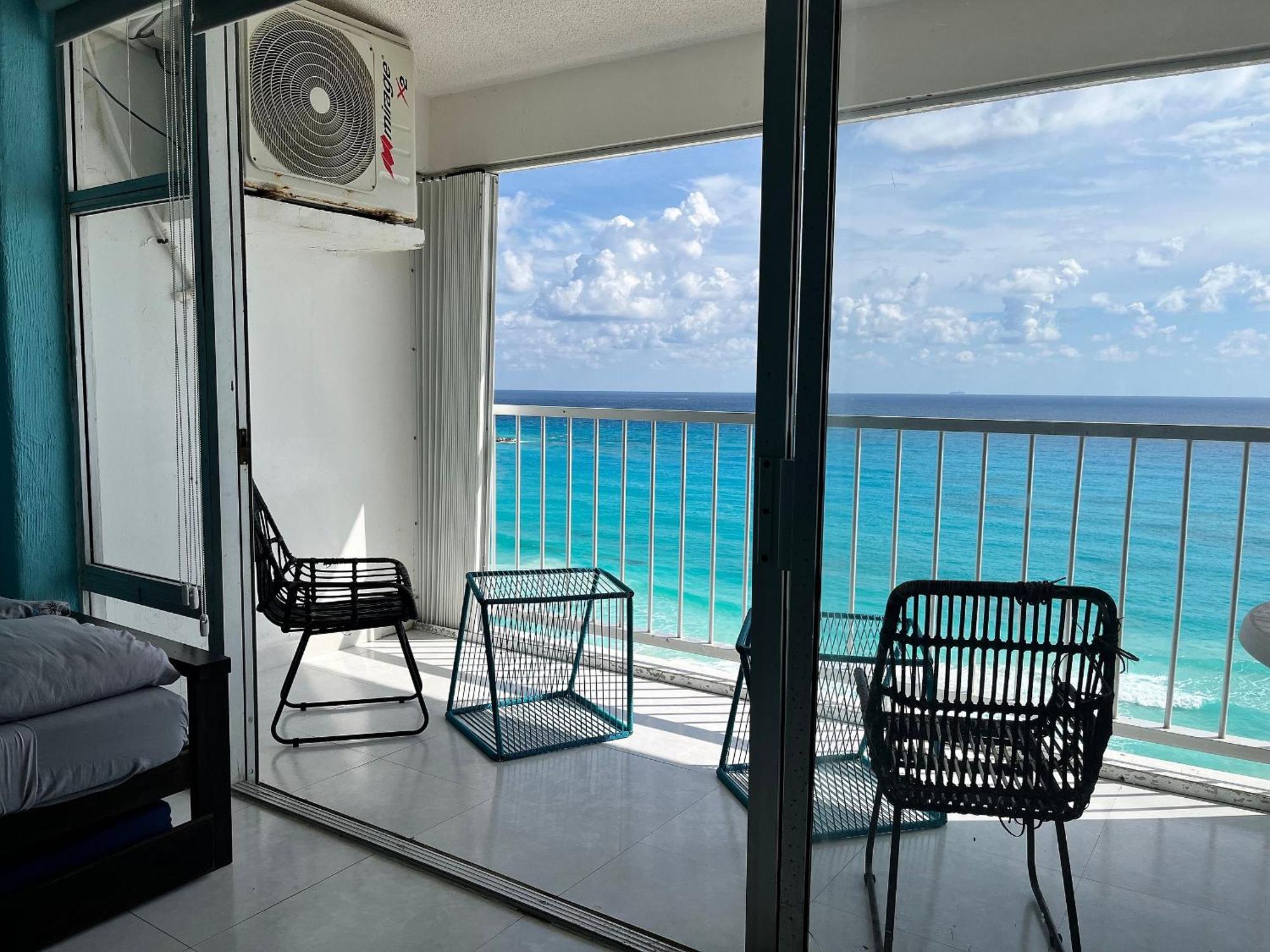 Beautiful Beach Front Pent House in Cancun!!!, foto 14