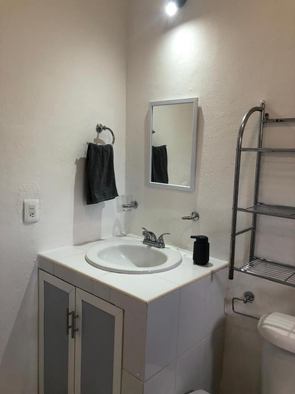 NEW! Loft in Cancun Center 5 mins from the ADO, foto 12