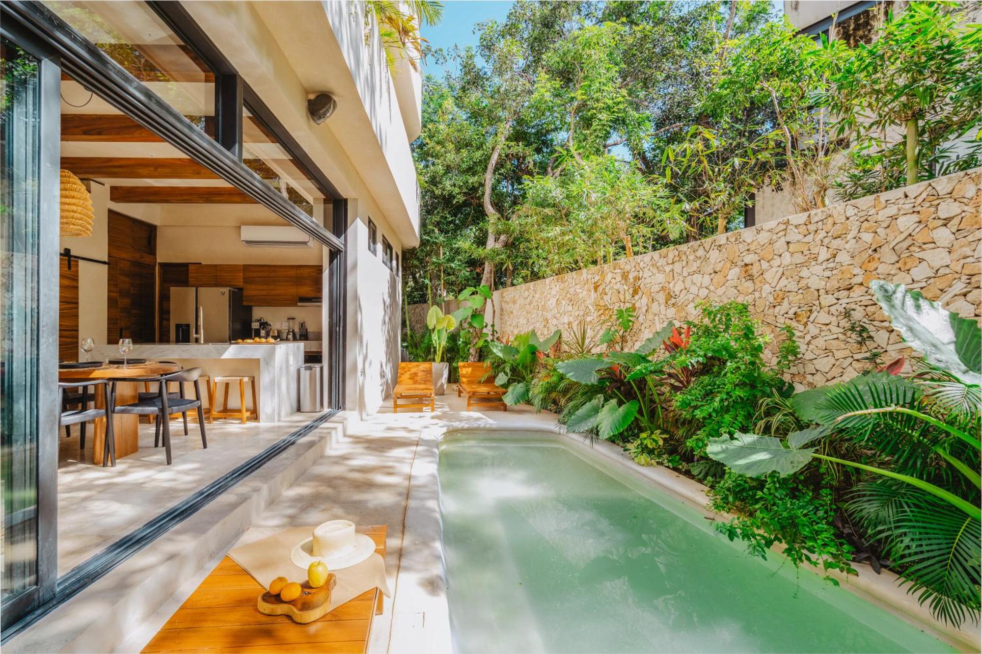 Chic Villa-Apartment in Aldea Zama, Private Pool & Security