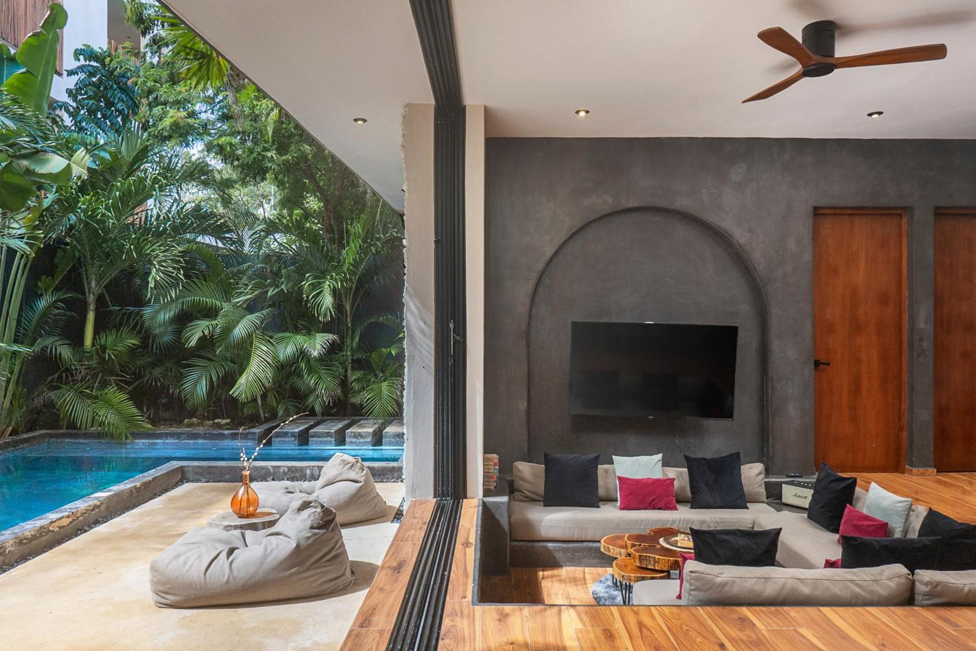 Maison SisCōLinō 4Bdrm w/ SwimUp & Rooftop Pools, foto 8