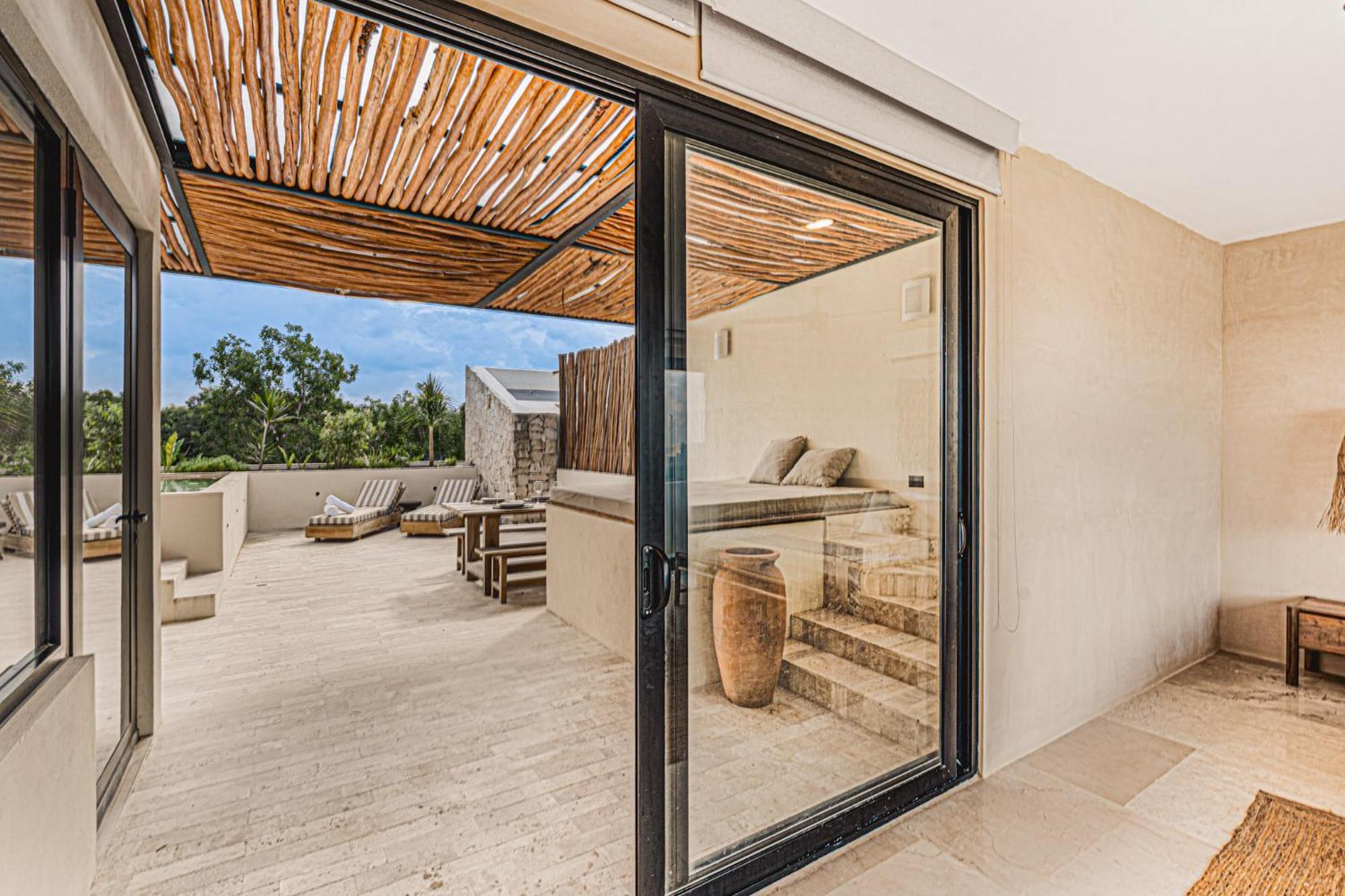 Jungle Penthouse w Sunset Rooftop Private Pool, foto 13