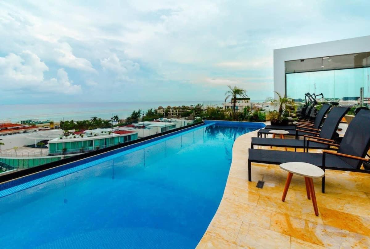 Central Studio - Rooftop Pool Gym Near Beach, foto 9