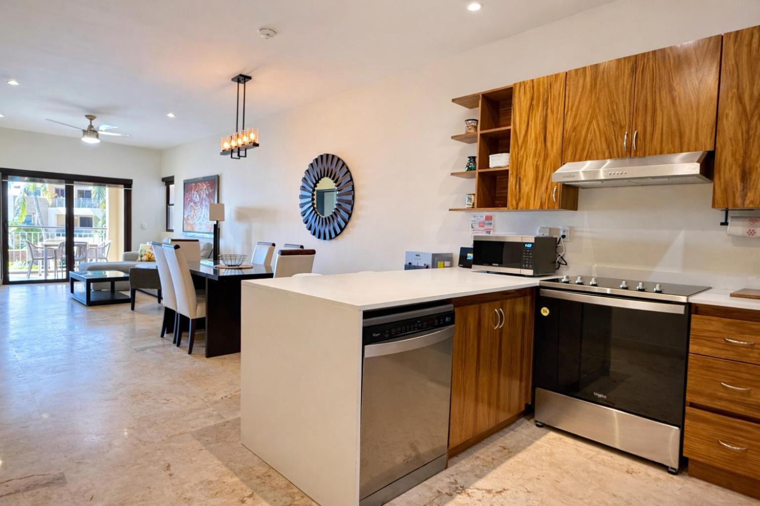 Full remodeled ocean view 2bdrs condo at ELFARO by DPM, foto 12