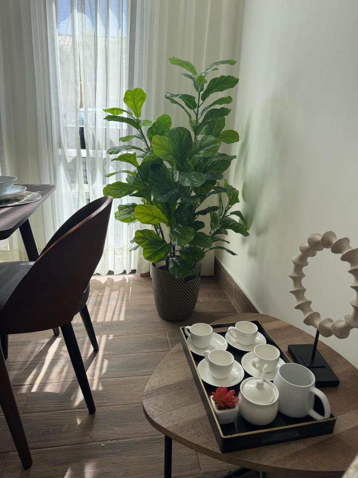 Tropical Scape Punta Cana, 2BE Aparment, pool and beach club access, foto 10