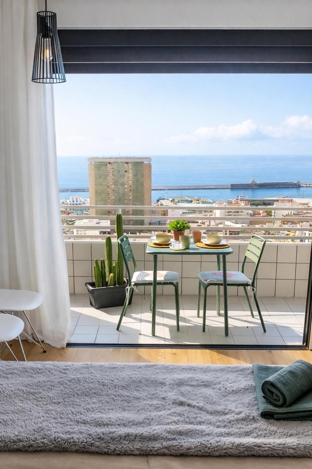 Skyline Studio Sea & City Panoramic Views