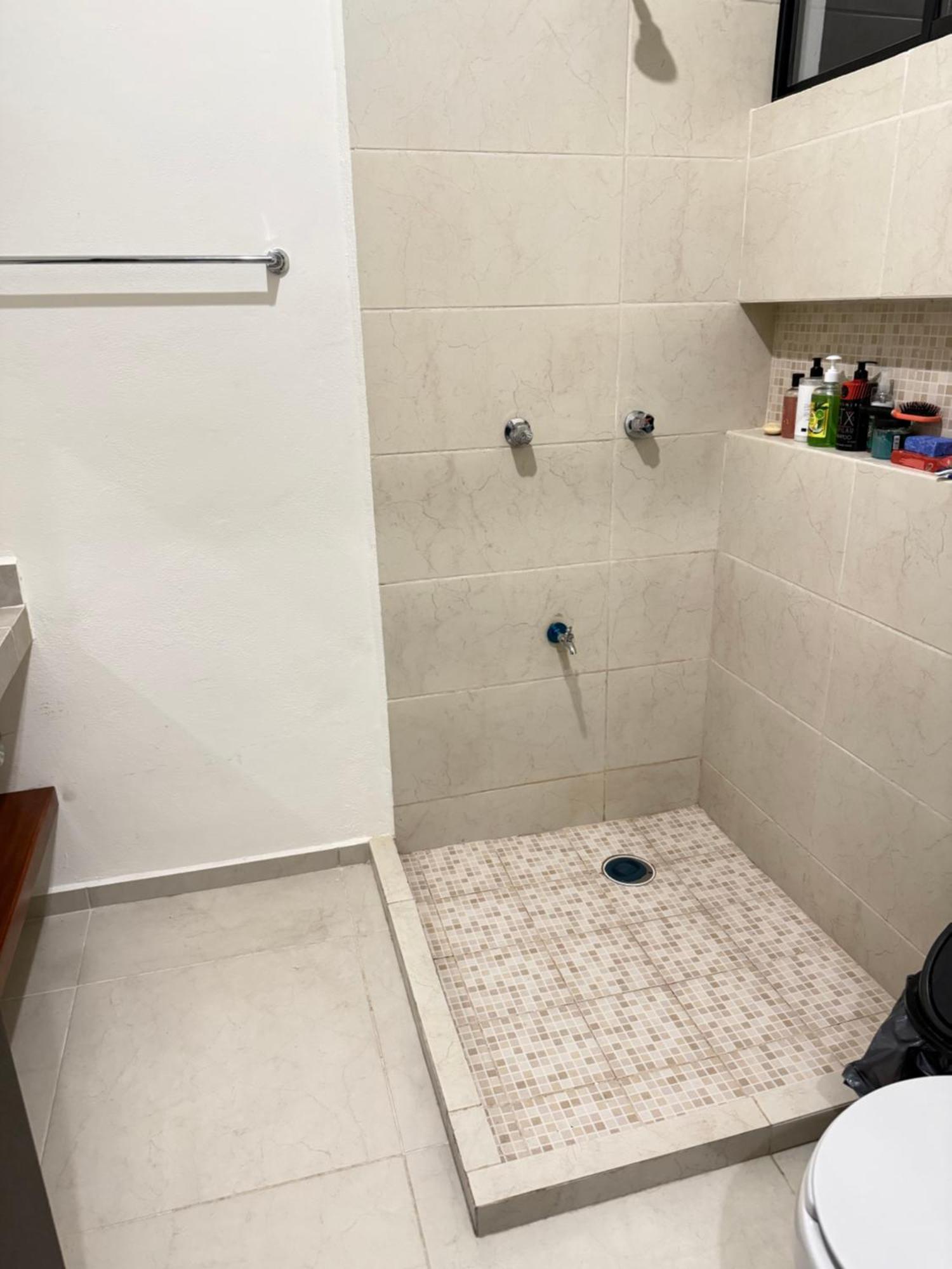 Casa completa , dos Habitaciones con baño en cada cuarto, imagen 4