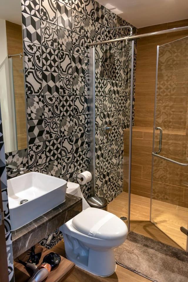 Beachside Studio & Jacuzzi Bliss, foto 13