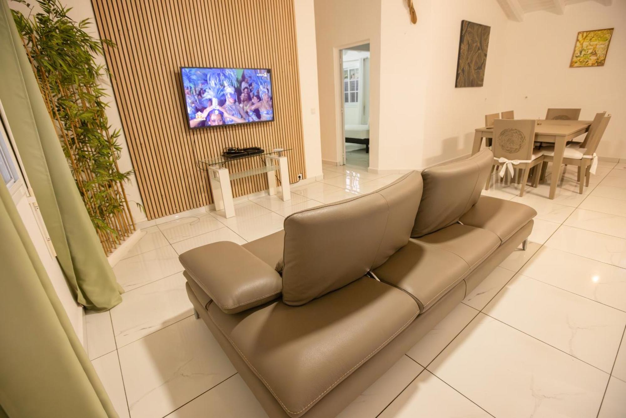 Villa Love & Spa avec Jacuzzi 7 places, imagen 2