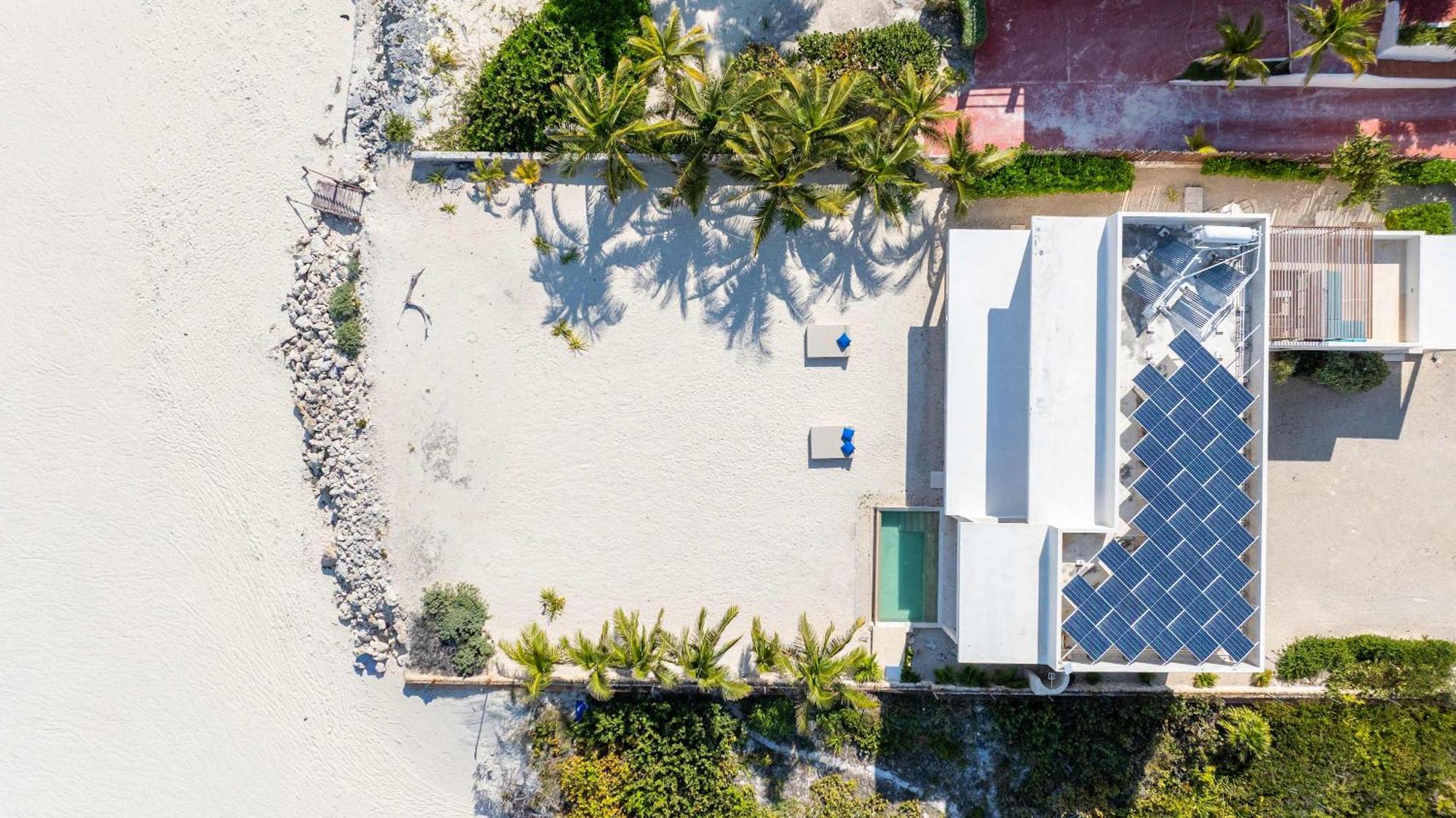 Blanca Beach House - 3BR - Eco-friendly Retreat, imagen 5