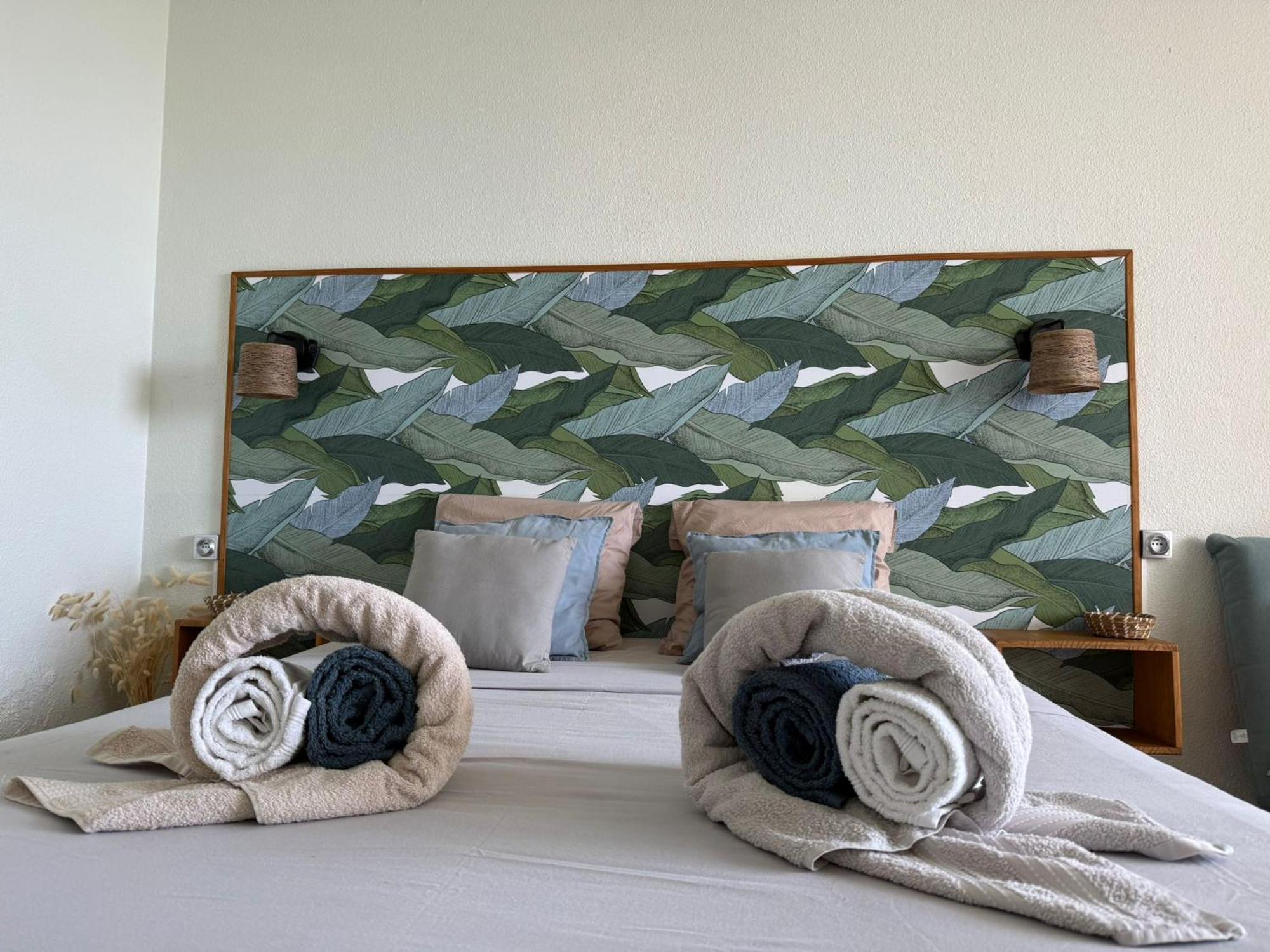 Au Joly Cherry