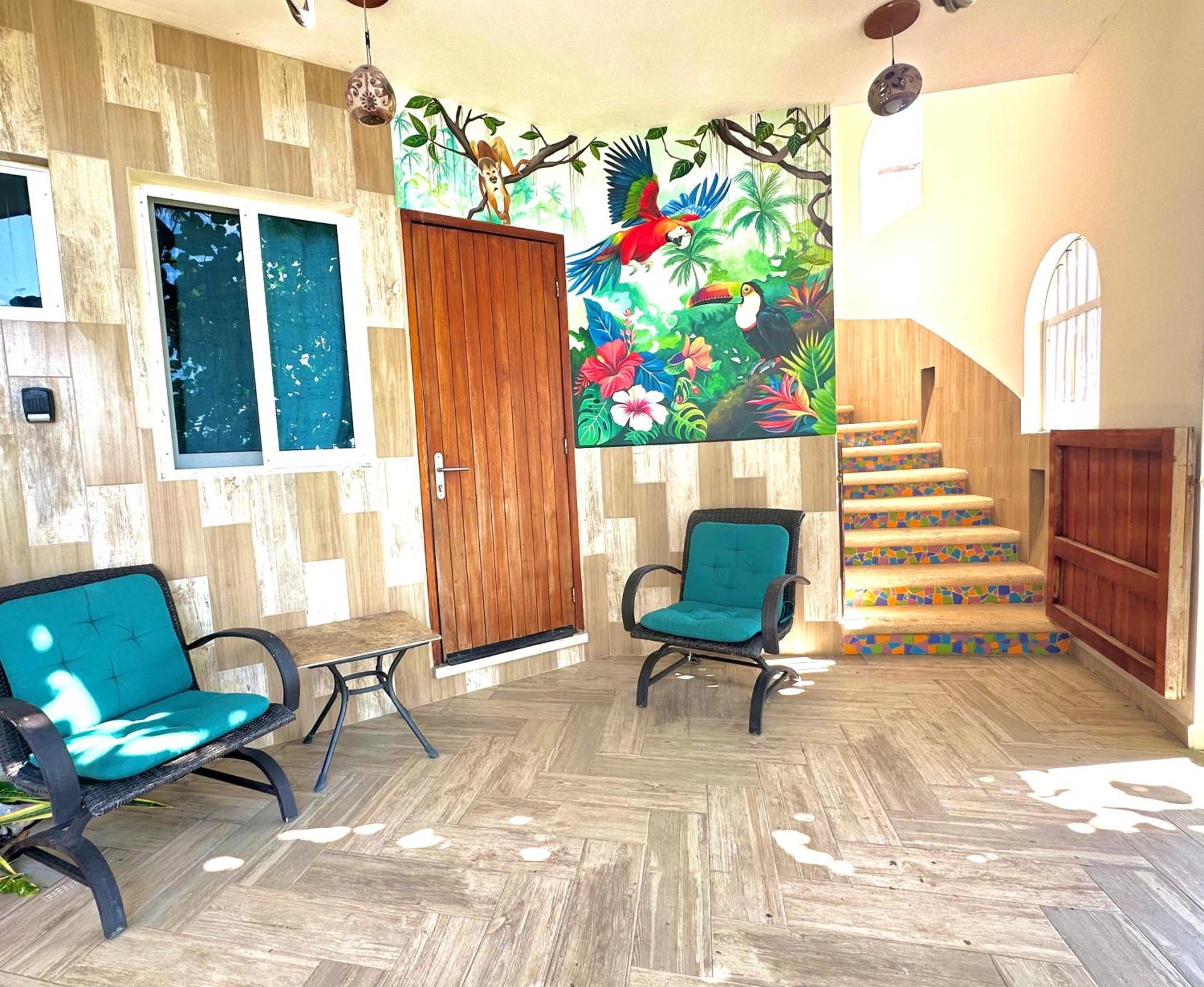 Casa Cielo Studio 1 with Tropical Garden Patio, foto 14